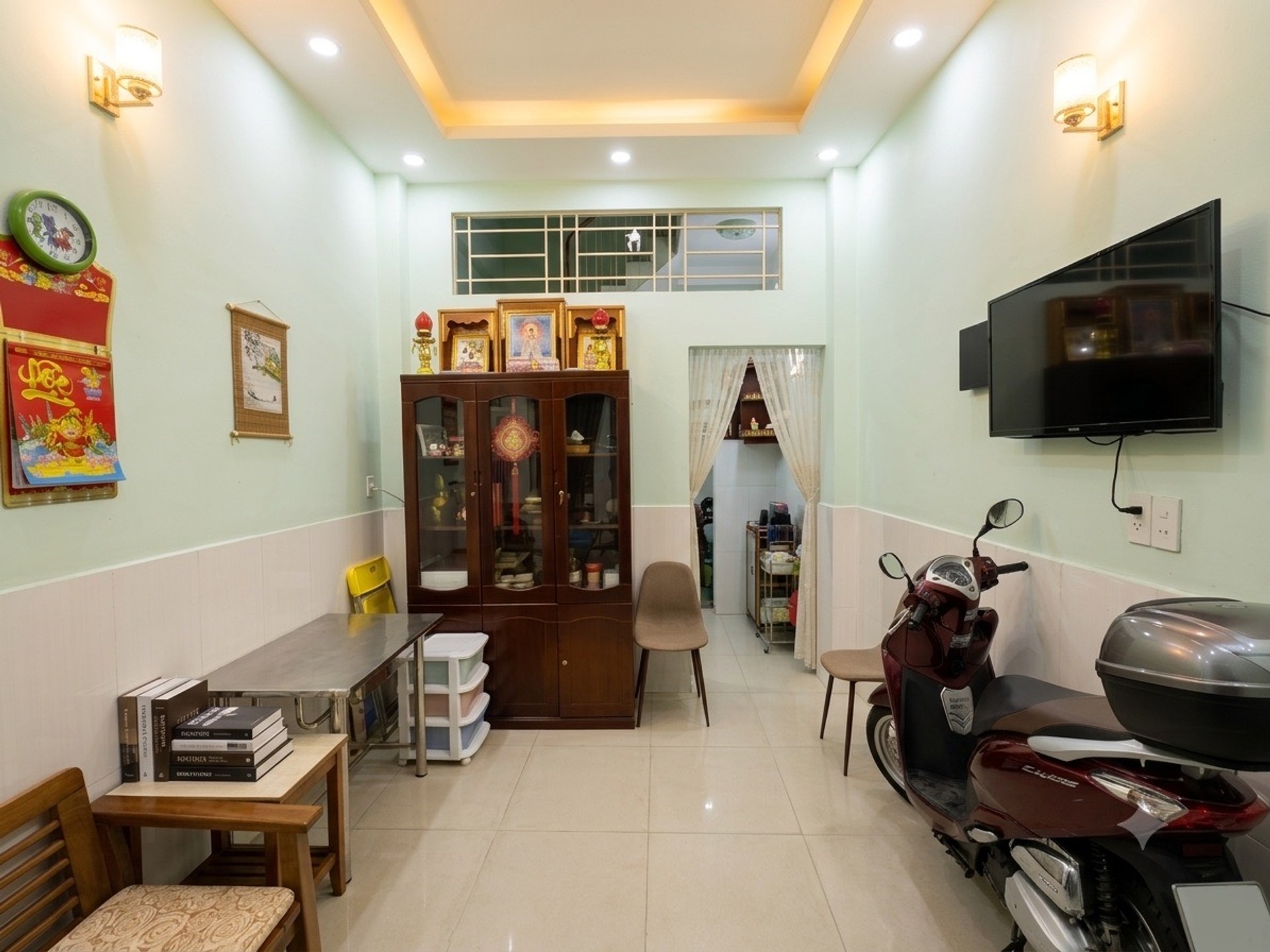 Cơ Hội Vàng Sở Hữu Nhà 4 Tầng Đẹp Hẻm Ô Tô Nguyễn Văn Cừ