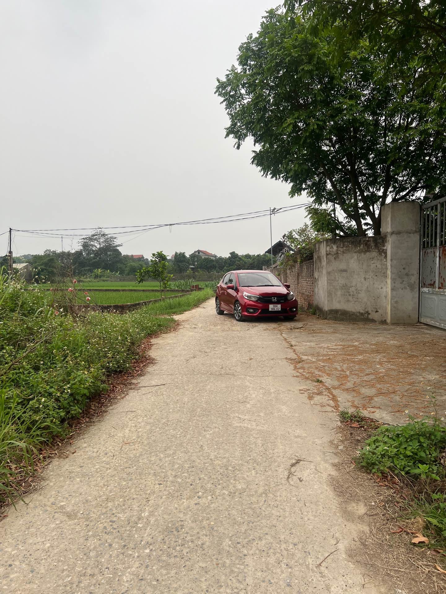 Cơ Hội Vàng Sở Hữu Đất Mặt Tiền Rộng Tại Soc Sơn, Minh Phú