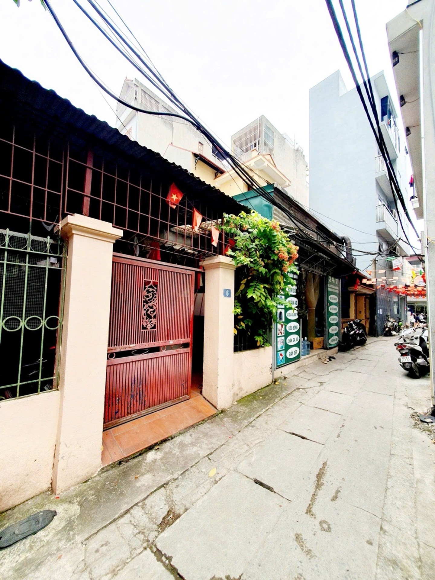 Bán nhà riêng Xuân Đỉnh, đất vuông, ngõ rộng thoáng