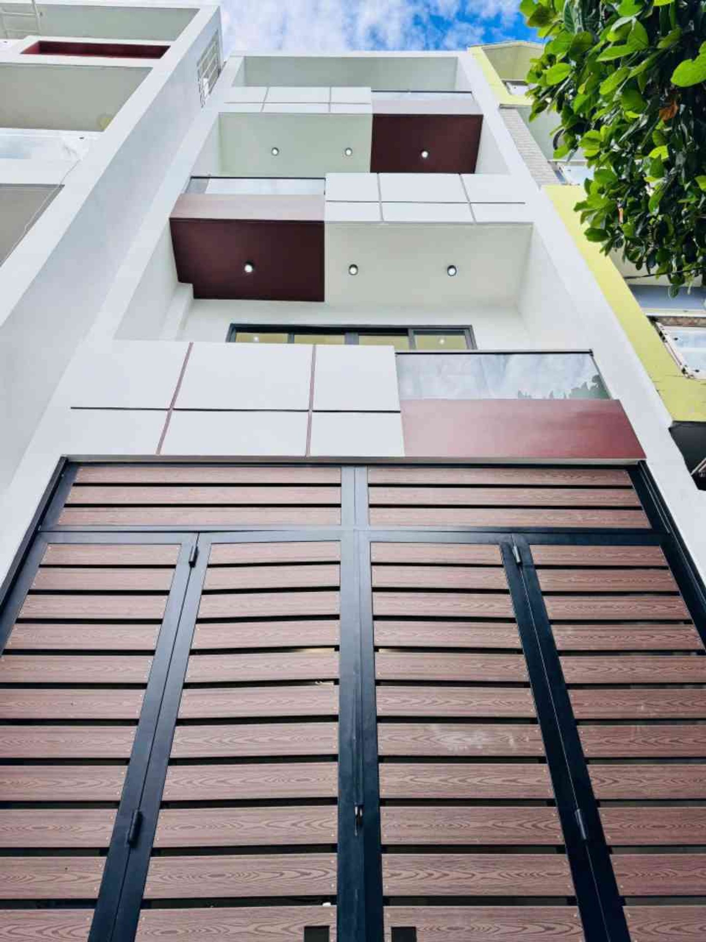 Bán nhà 4 tầng 7 phòng ngủ tại Quận Gò Vấp, giá 7.99 tỷ