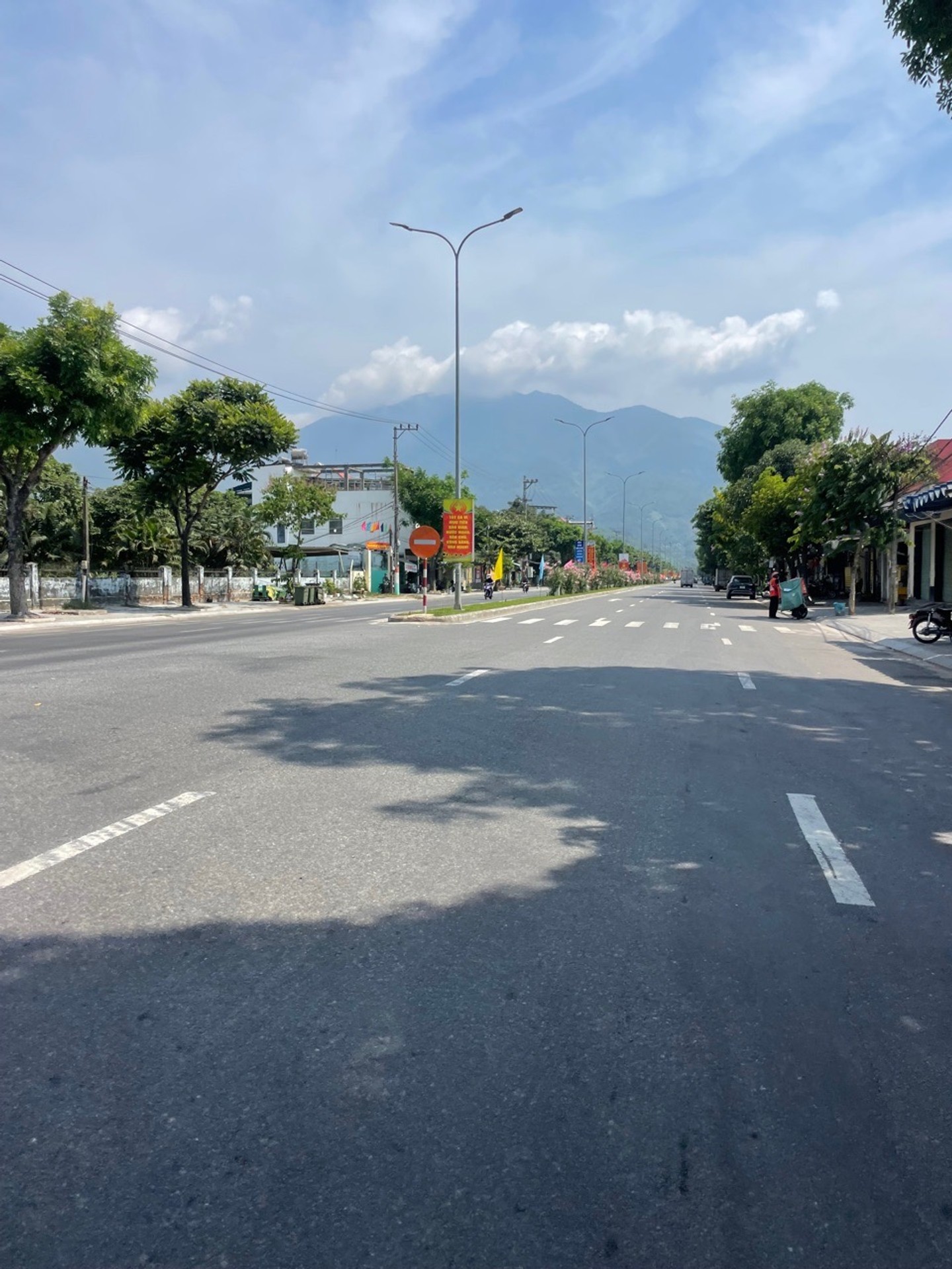🔥 NHÀ MẶT TIỀN NGUYỄN VĂN CỪ – 265M² – 10 PHÒNG – DÒNG TIỀN 20TR/THÁNG 🔥