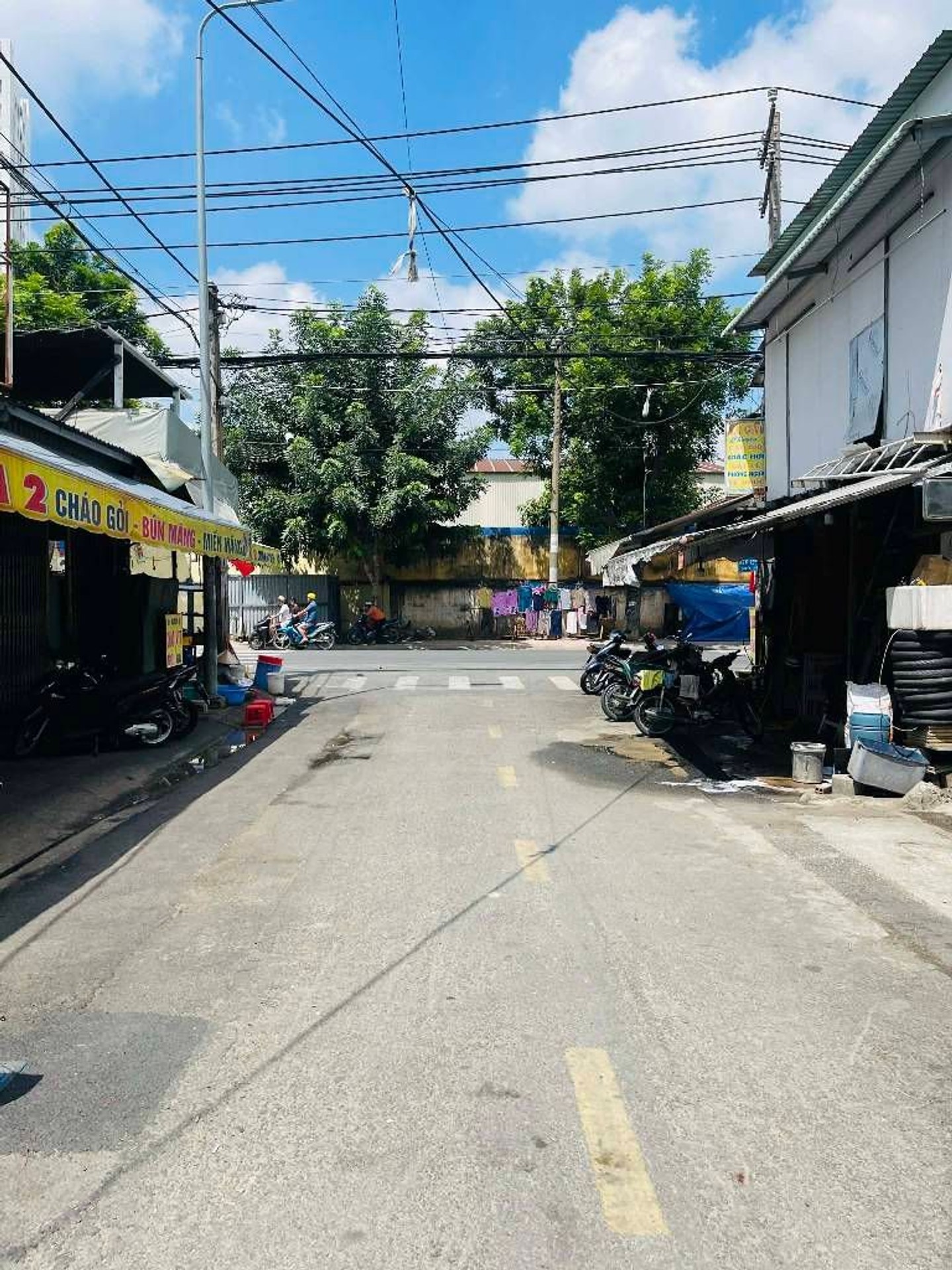 Bán nhà riêng 2 tầng, 6 phòng, khu Tân Phú, giá 9.5 tỷ