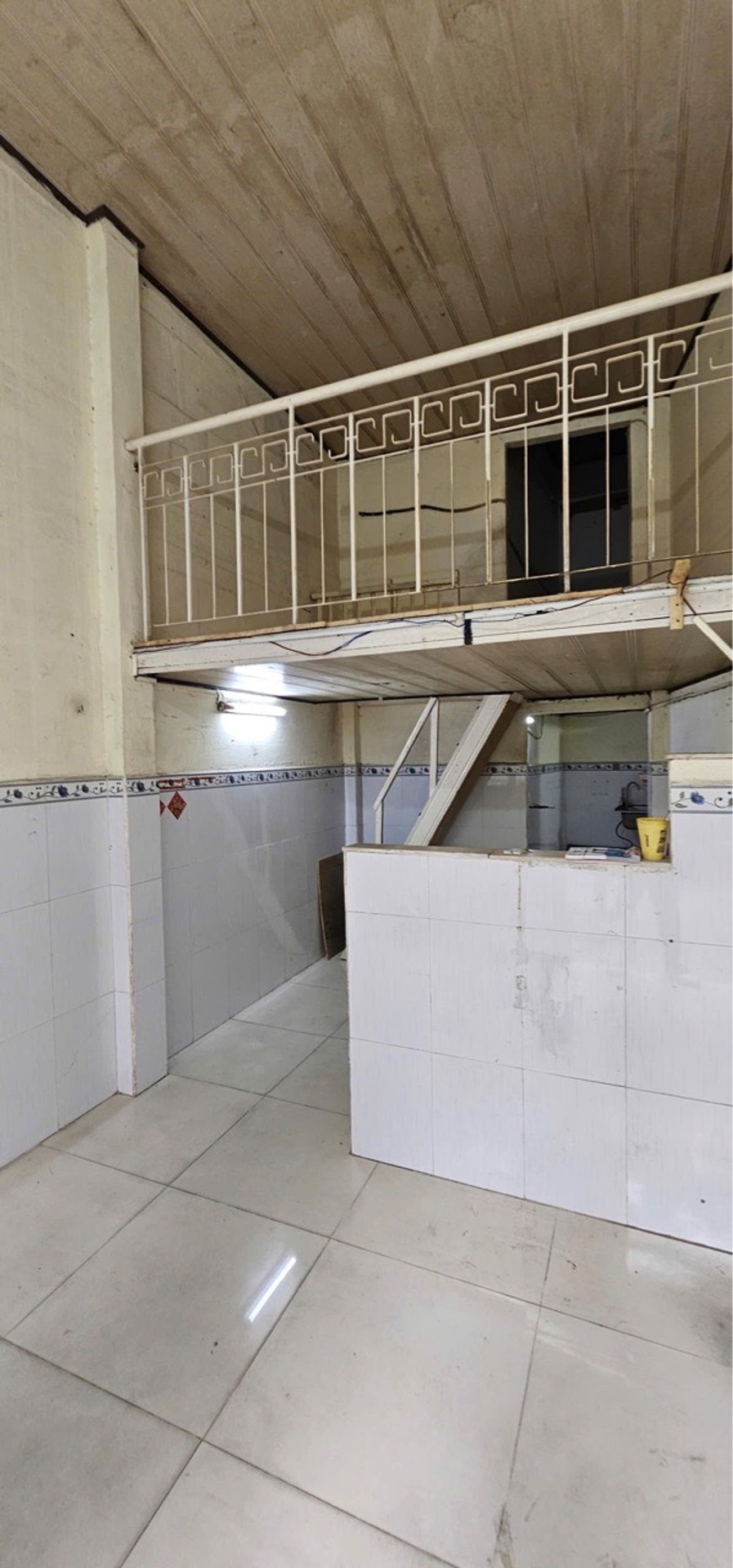 Nhà góc 2 tầng, 22m2, gần mặt tiền Nguyễn Thần Hiến, Quận 4