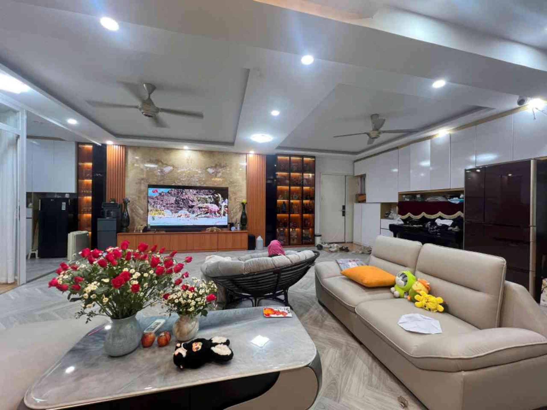 Căn hộ rộng thoáng giữa trung tâm KĐT Văn Khê