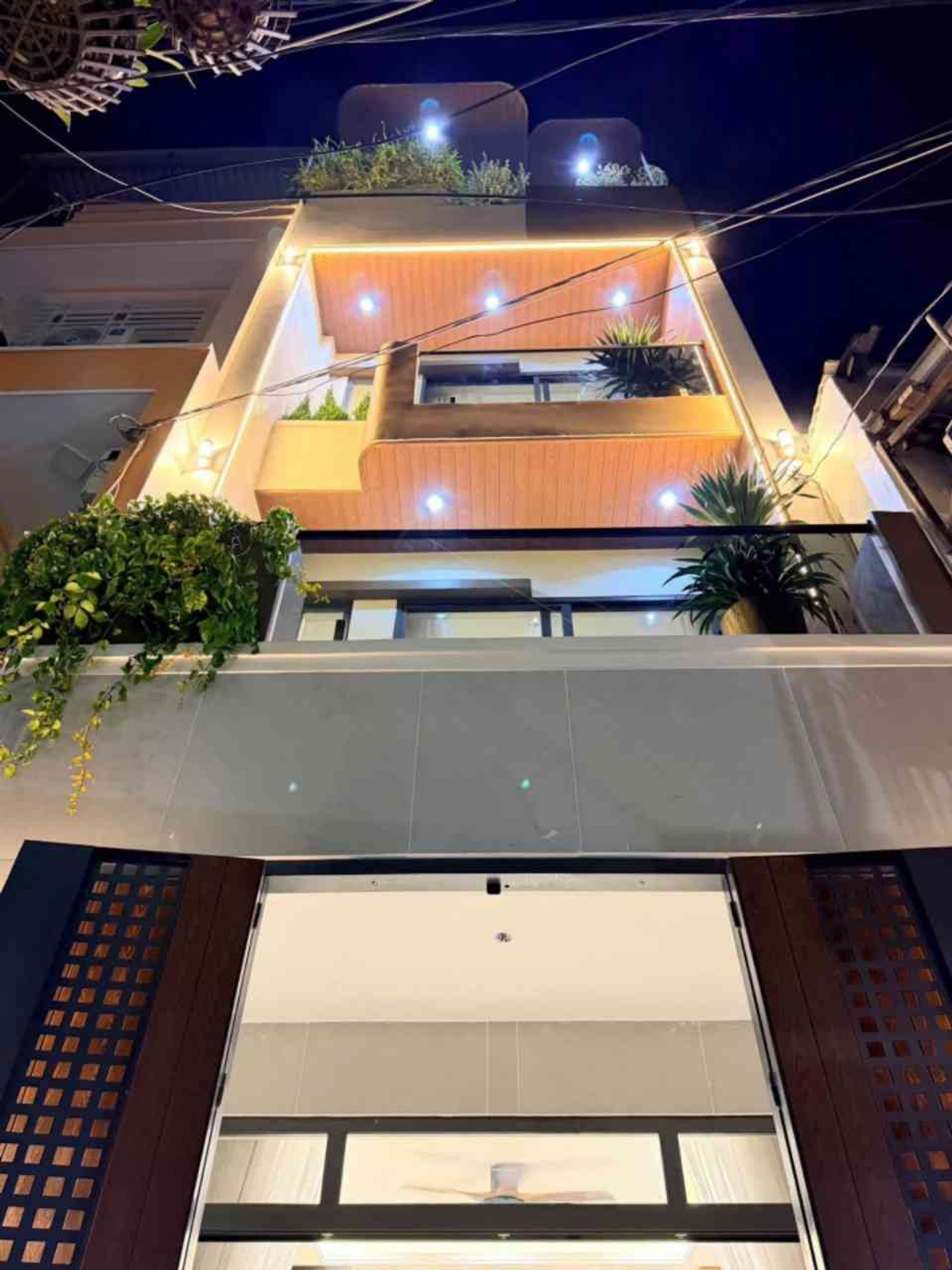 Nhà riêng 4 tầng hiện đại tại Nguyễn Tư Giản, Gò Vấp, diện tích 50m²