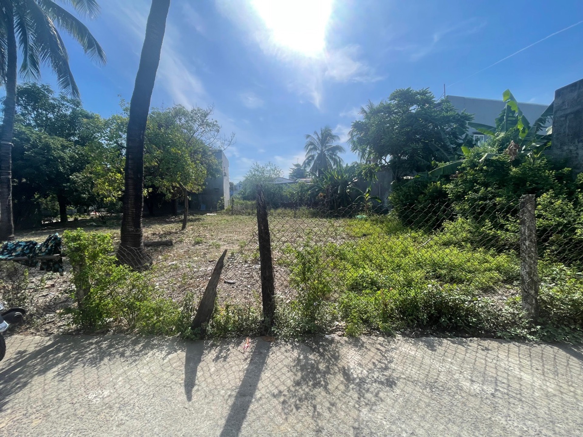 🔥 ĐẤT KIỆT 75 NGUYỄN VĂN CỪ – 100M² – GIÁ CHỈ 1.XX TỶ 🔥
📍 Hòa Hiệp Bắc – Liên Chiểu – Đà Nẵng
📐