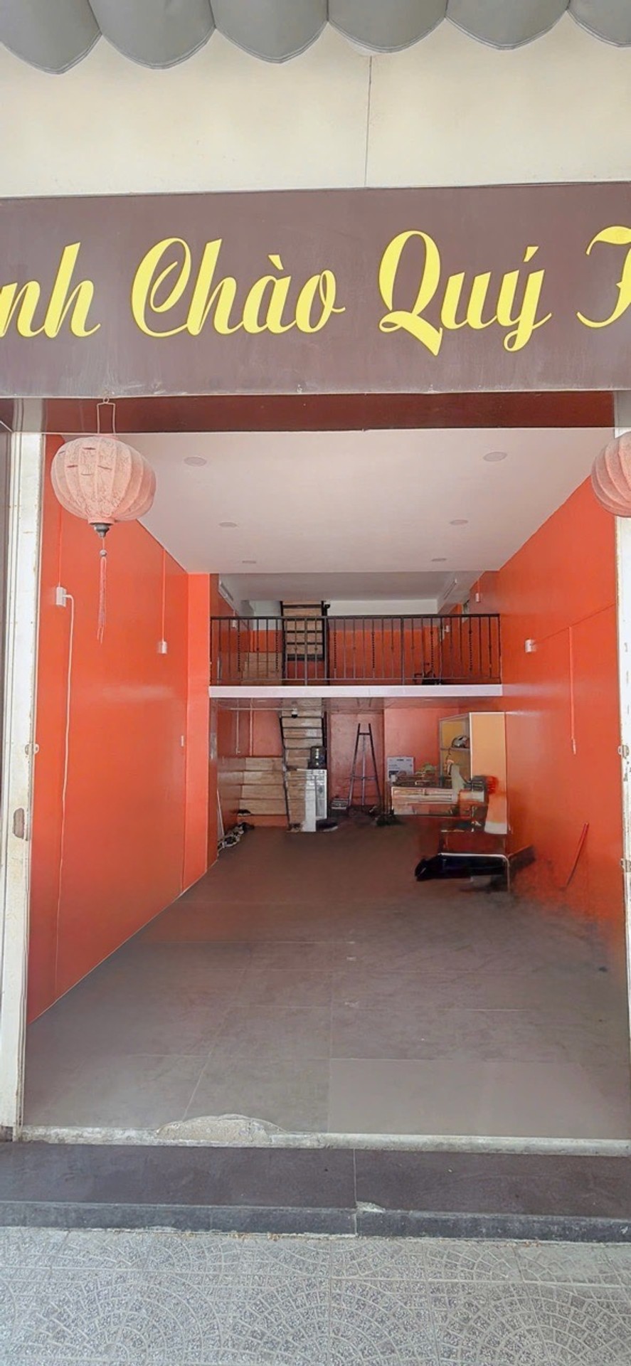 Bán nhà mặt phố Trần Quốc Toản, 45m2, mặt tiền 4.2m, 2 tầng, kinh doanh tốt