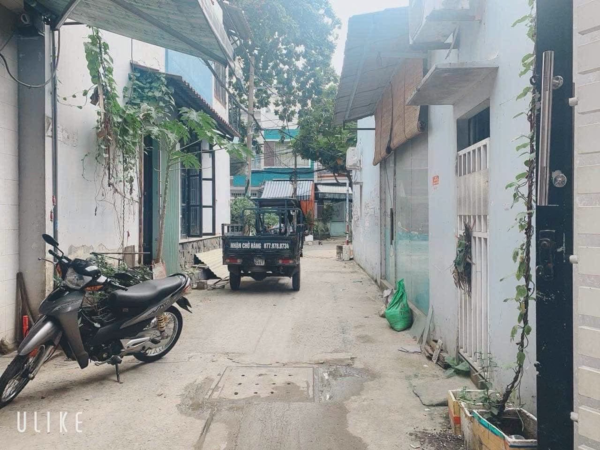 Nhà 2 tầng đẹp giá tốt gần Aeon Mall Tân Phú