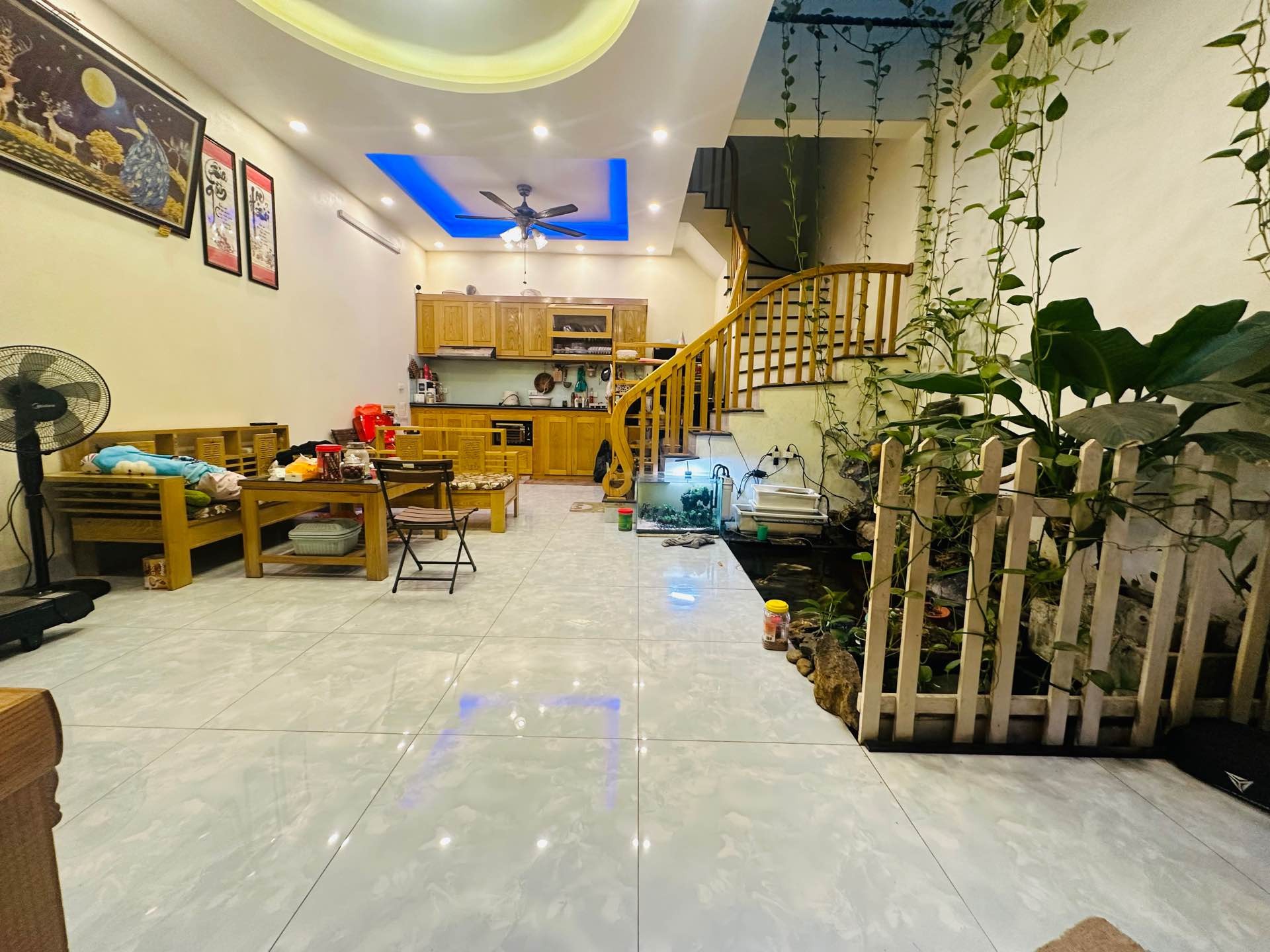 Bán nhà riêng 4 tầng tại khu vực phát triển, gần vành đai 4