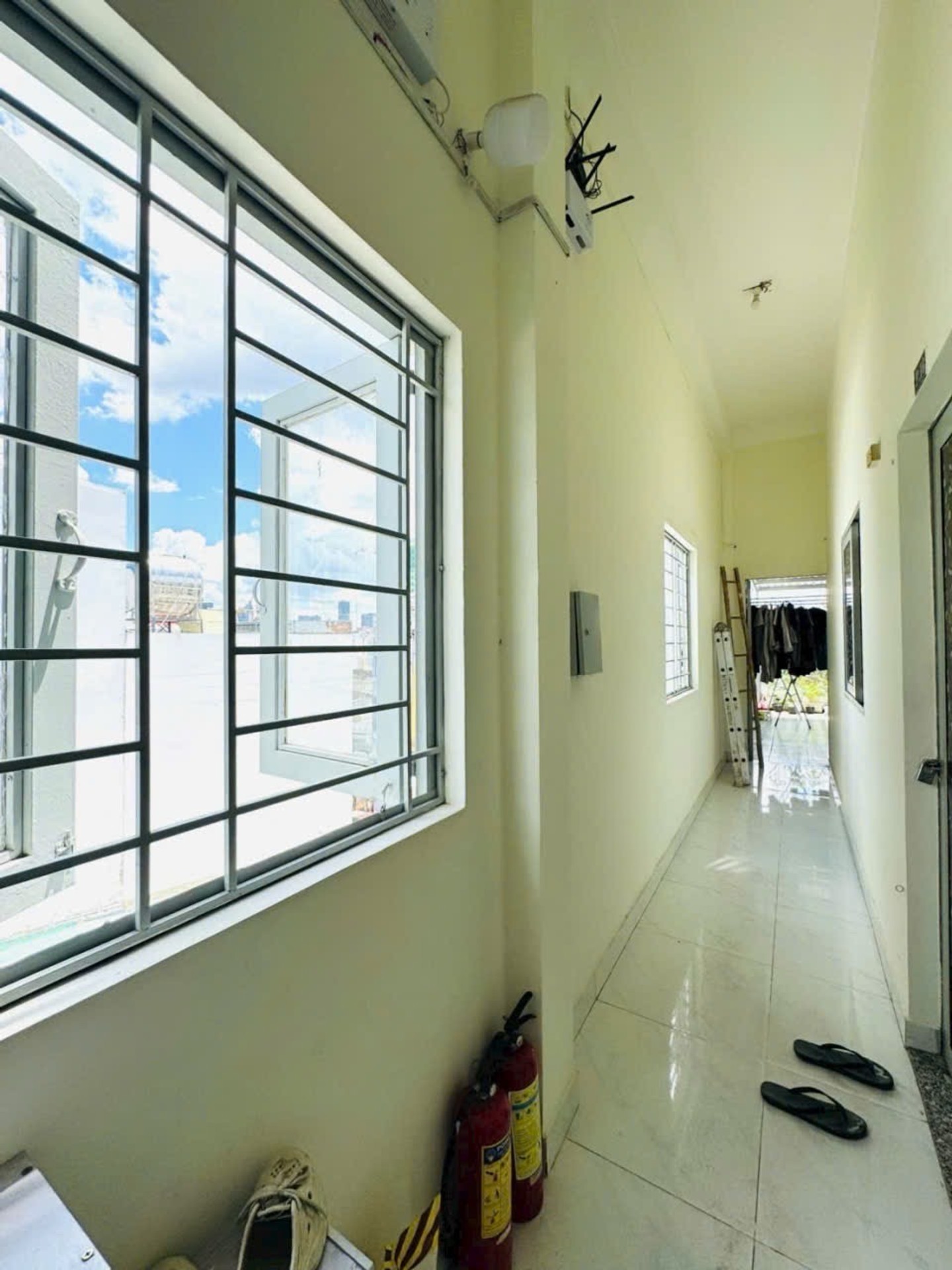 Bán nhà 5 tầng căn hộ dịch vụ tại Quận 4 giá 12.5 tỷ
