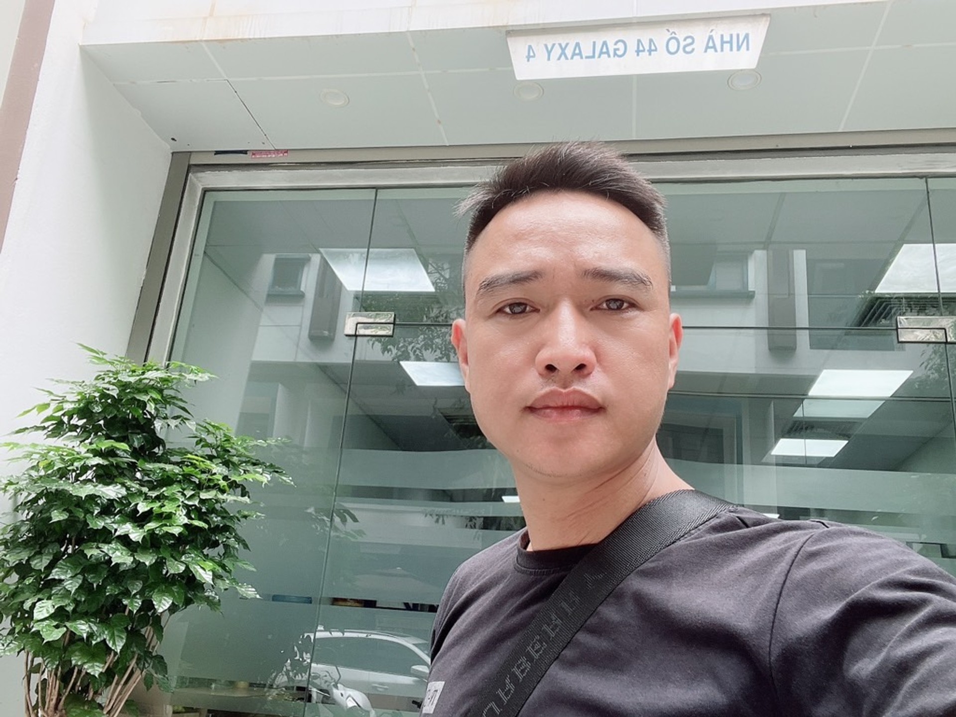 BÁN LIỀN KỀ GALAXY TỐ HỮU - HÀ ĐÔNG
