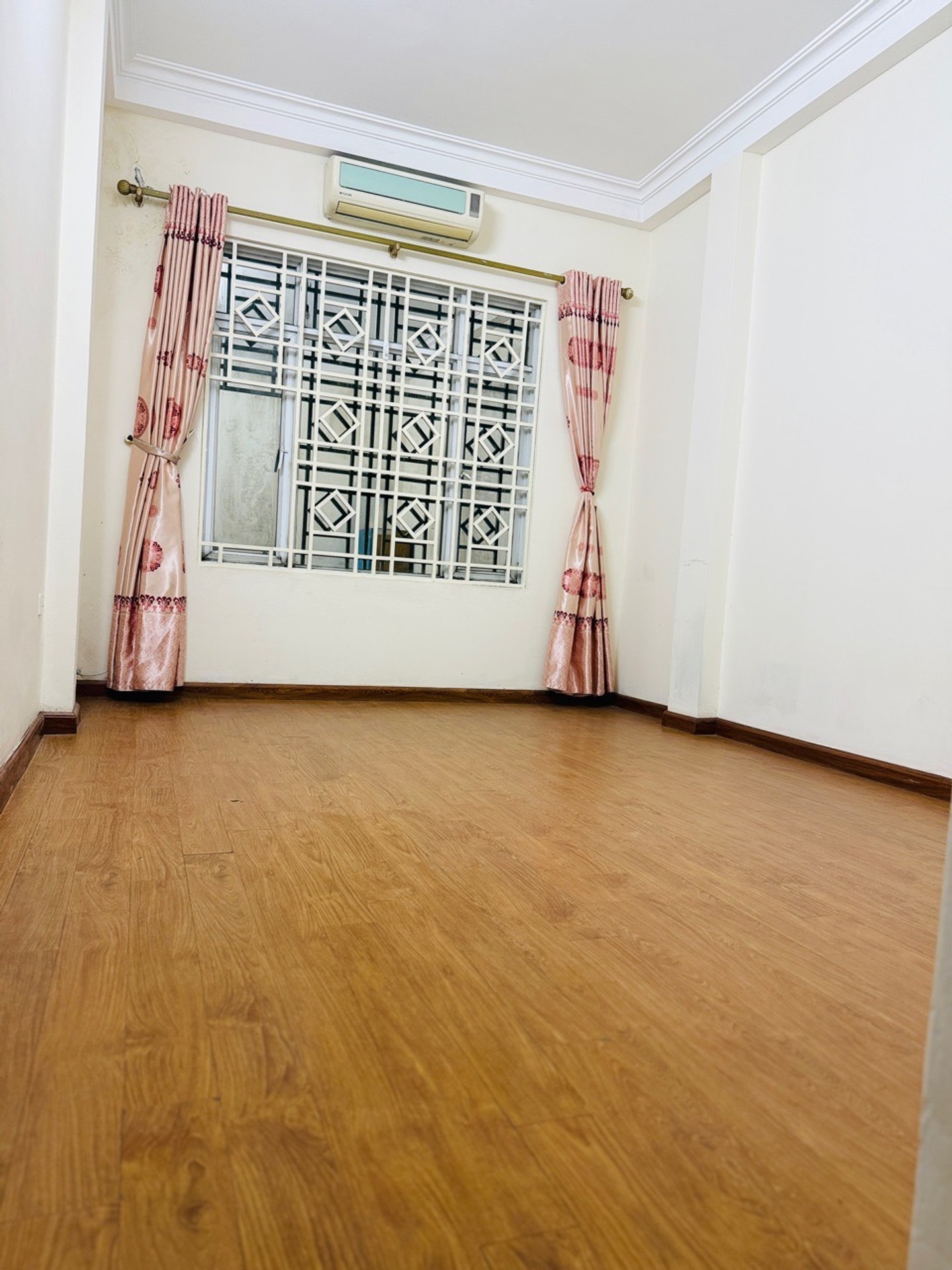 Nhà Phân Lô Vị Trí Vàng Khuất Duy Tiến - Cơ Hội Vàng Đáng Sở Hữu