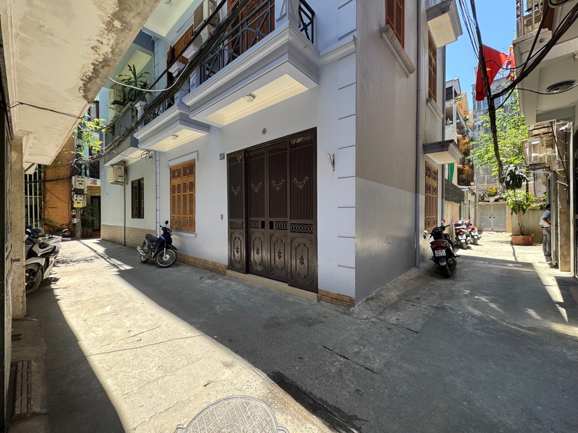 Minh Khai - 40M - Trước nhà rộng 3M - 8,2 tỷ