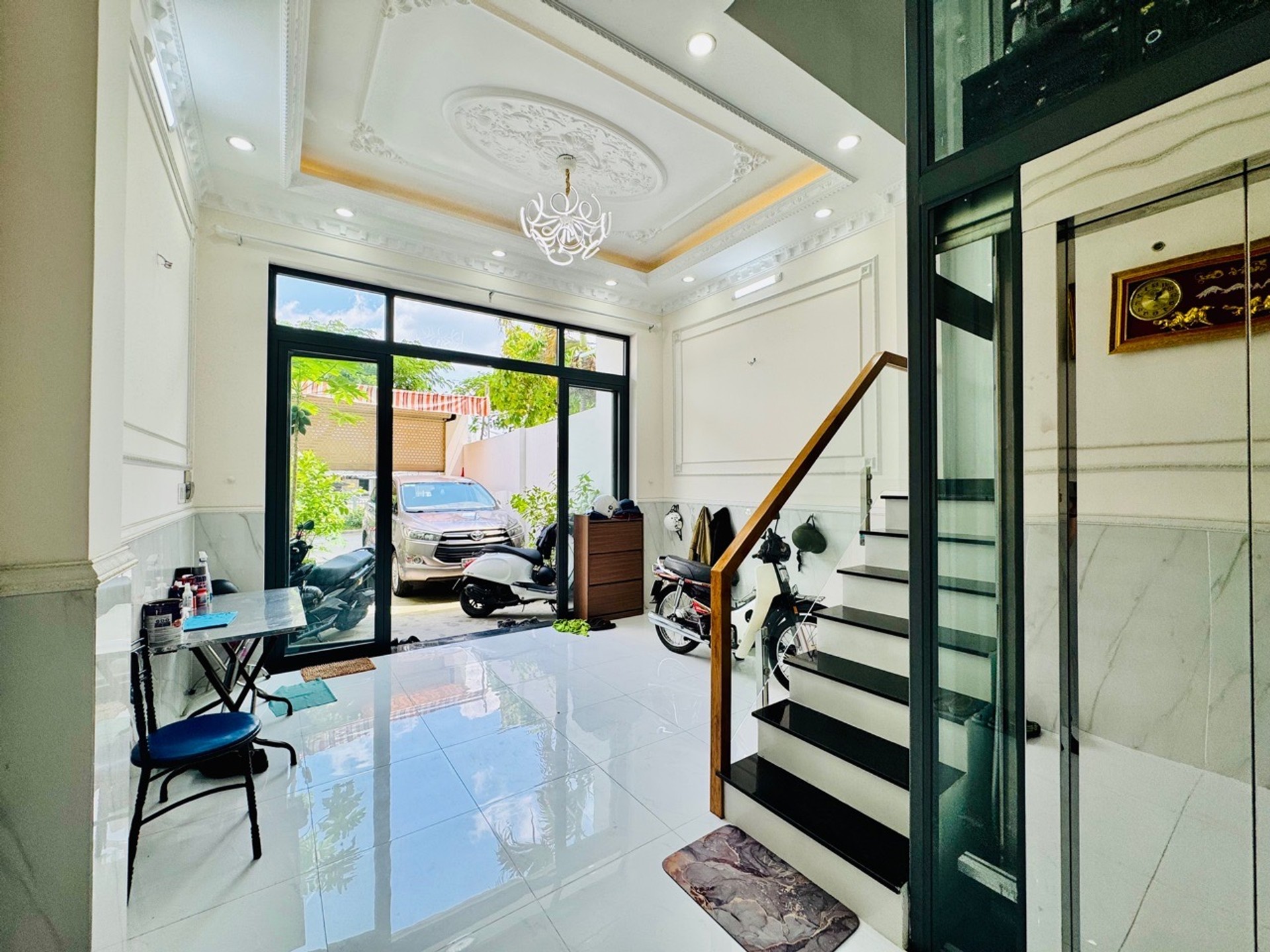 Nhà mặt phố Lò Gốm 6 tầng thang máy, giá ưu đãi giảm ngay 500 triệu