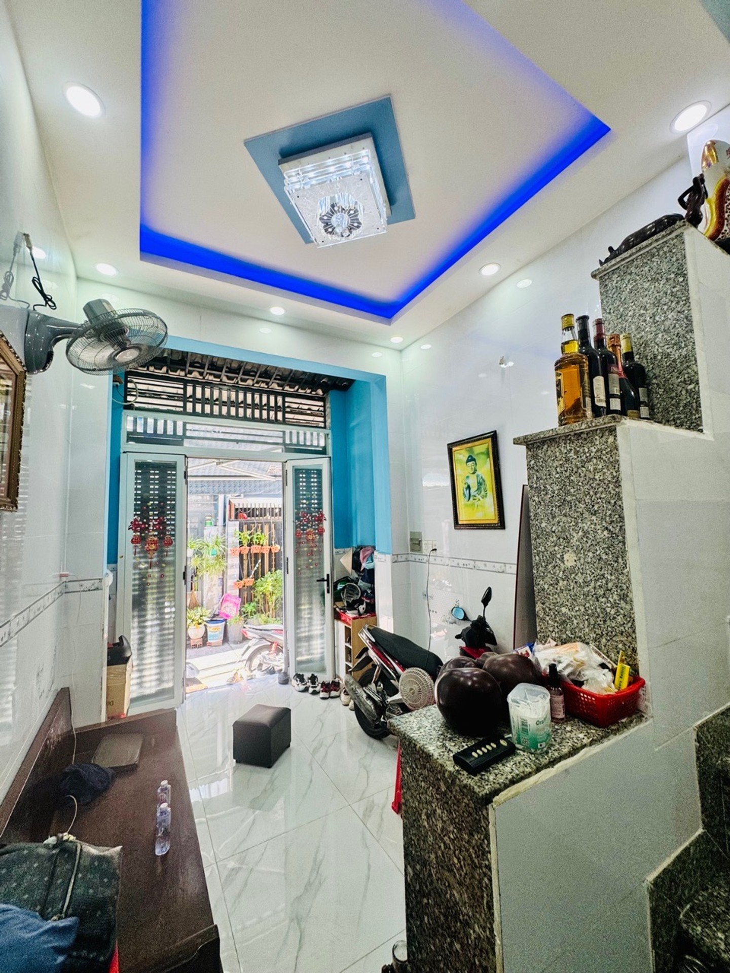 Bán nhà riêng 3 tầng tại khu dân trí cao phường Hương Lộ 2, diện tích 24,1m2, pháp lý chuẩn