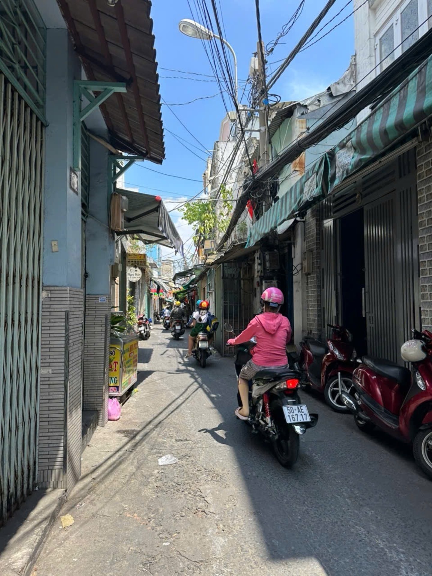 Bán nhà riêng rộng 143m2 hướng Đông Nam tại Quận 4, giá nhỉnh 11,x tỷ