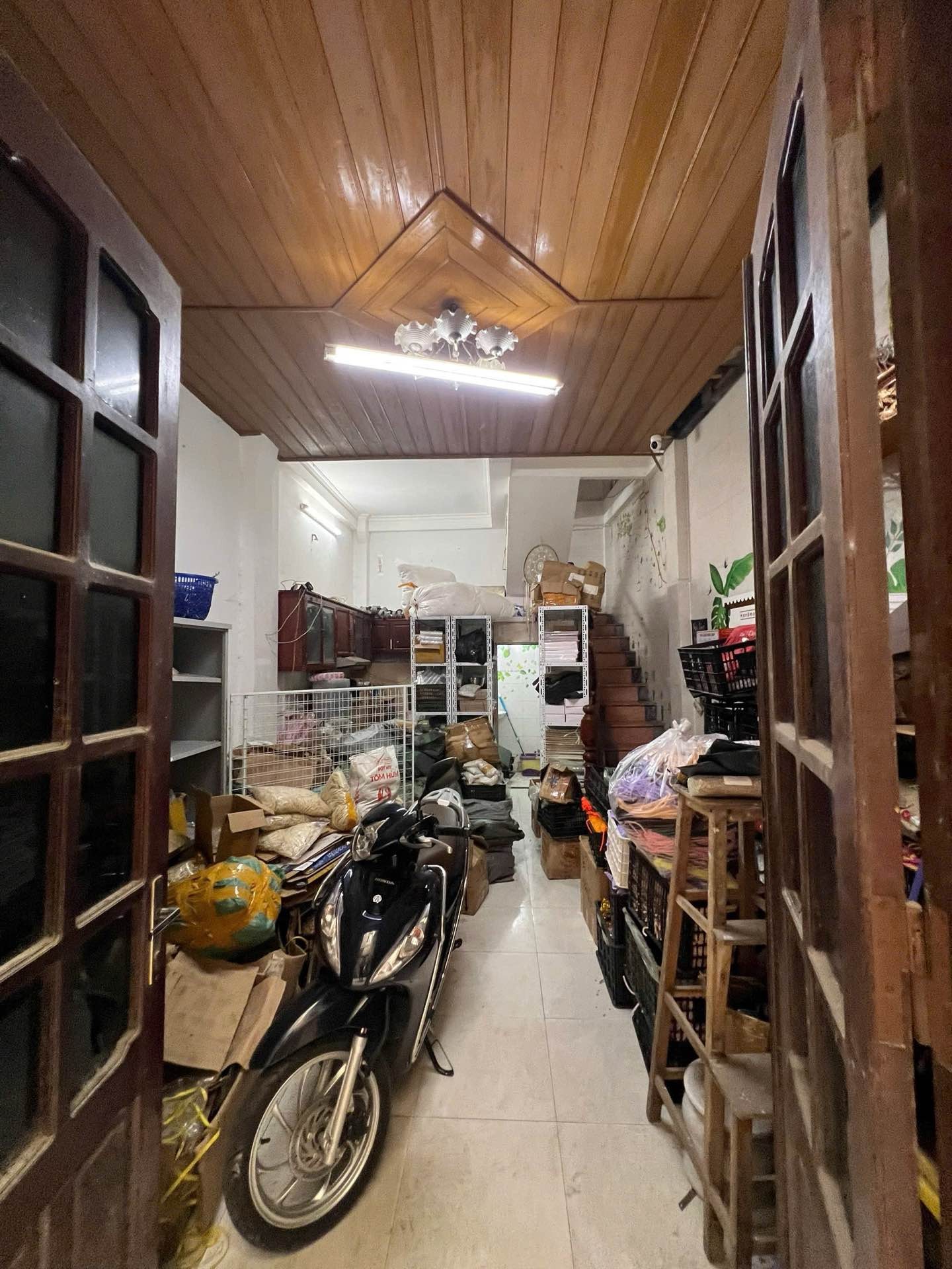 Nhà 5 tầng trung tâm Cầu Giấy, thiết kế thông minh, sẵn ở ngay