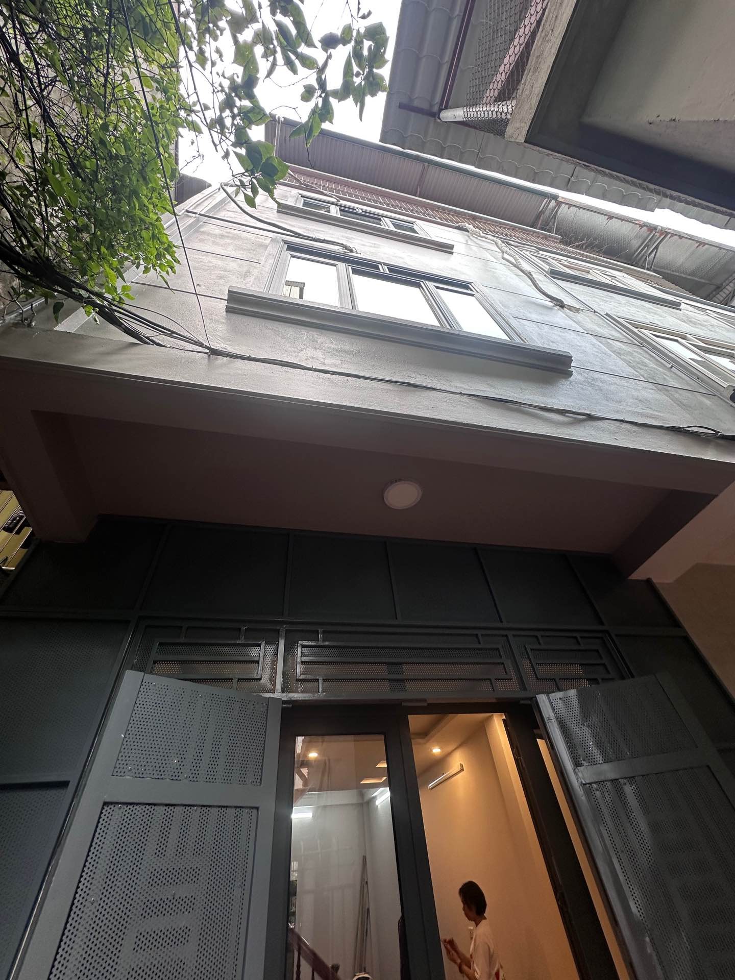 Bán nhà Mỗ Lao Hà Đông, nội thất hiện đại, nhà đẹp ở luôn, gần ĐH Bưu Chính Viễn Thông, 32m2, 7.5tỷ