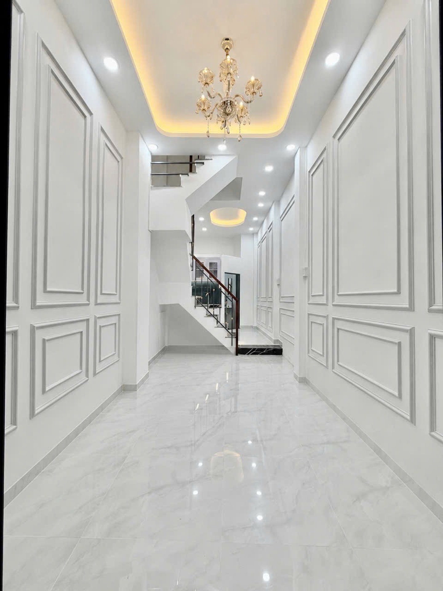 Bán nhà riêng 3 tầng quận 4, diện tích 22.3m2, giá nhỉnh 3.x tỷ