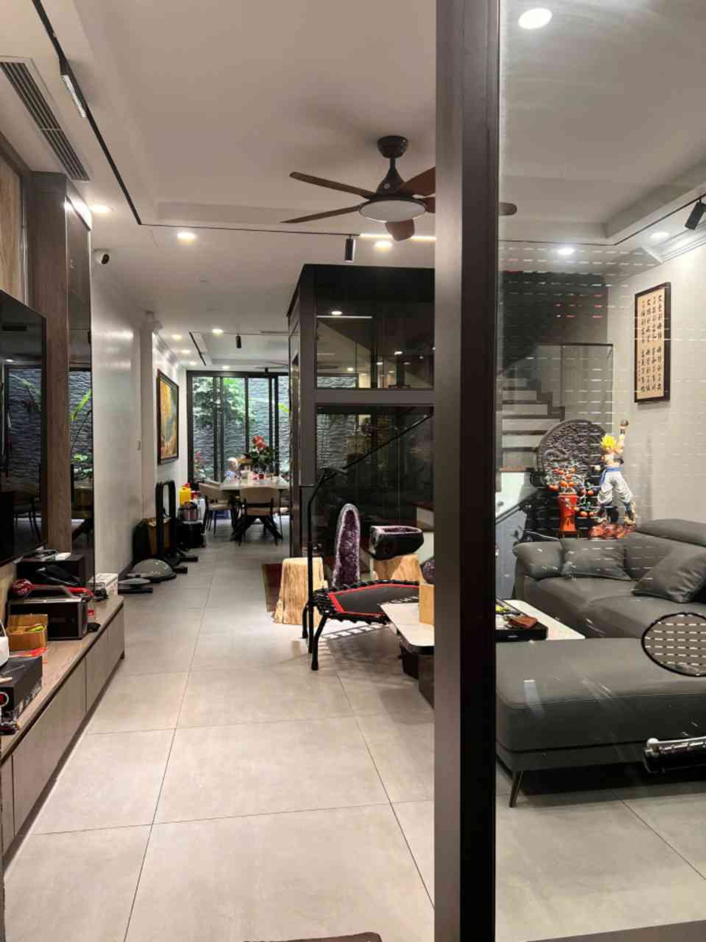 Bán nhà riêng 6 tầng thang máy khu vực Bồ Đề, vị trí ô tô qua, pháp lý đủ