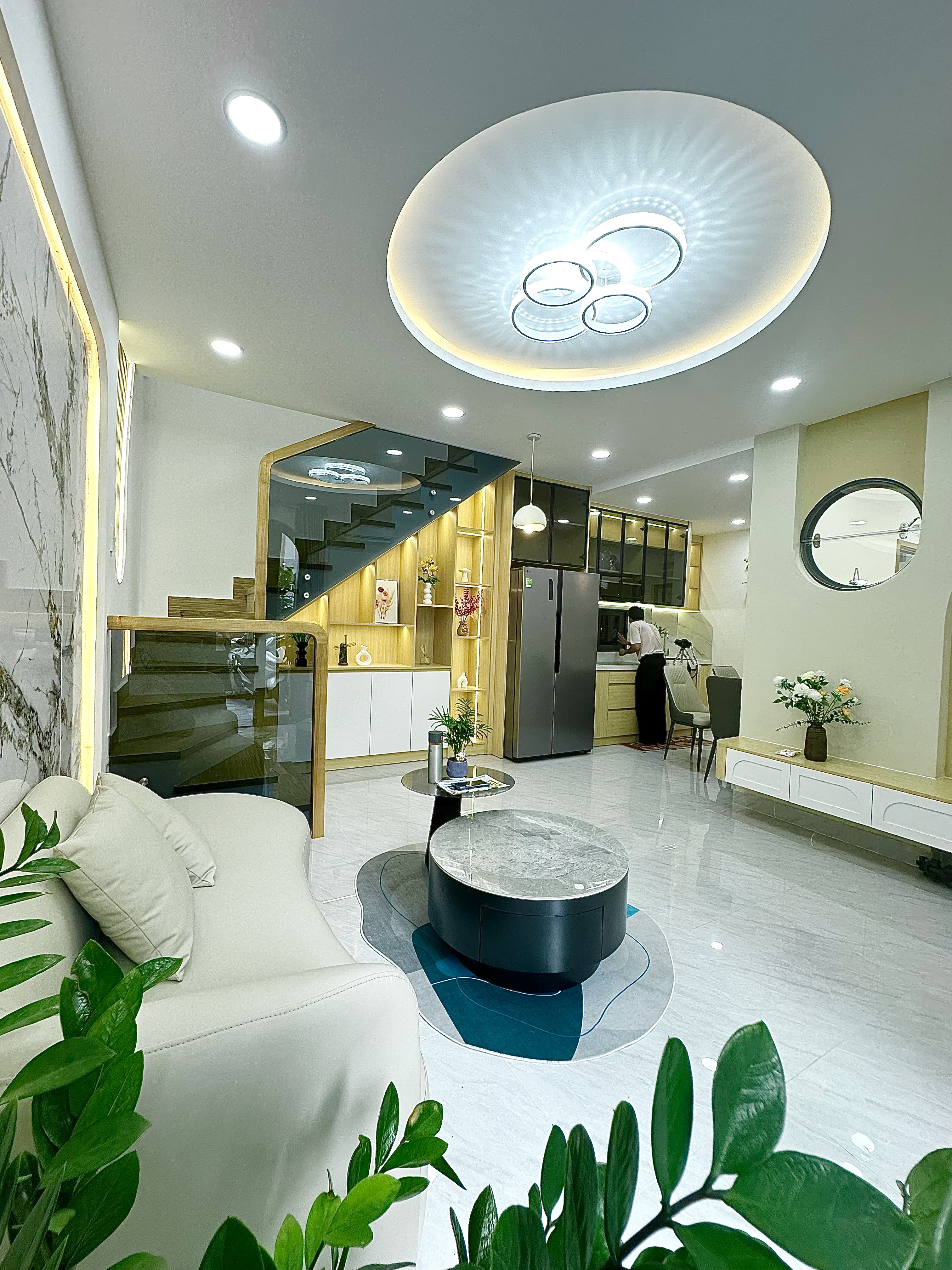 Hữu Duyên Cho Anh Chị Một Căn Nhà Mới Tinh Siêu Rộng 60m2 Mà Giá Có 6,45T. Ngay Chợ Cây Thị