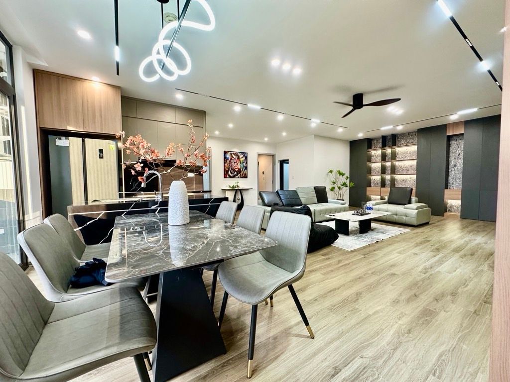 Căn hộ xịn 3PN view cực thoáng ngay ngã tư Văn Phú 140m2 chỉ nhỉnh 7 tỷ