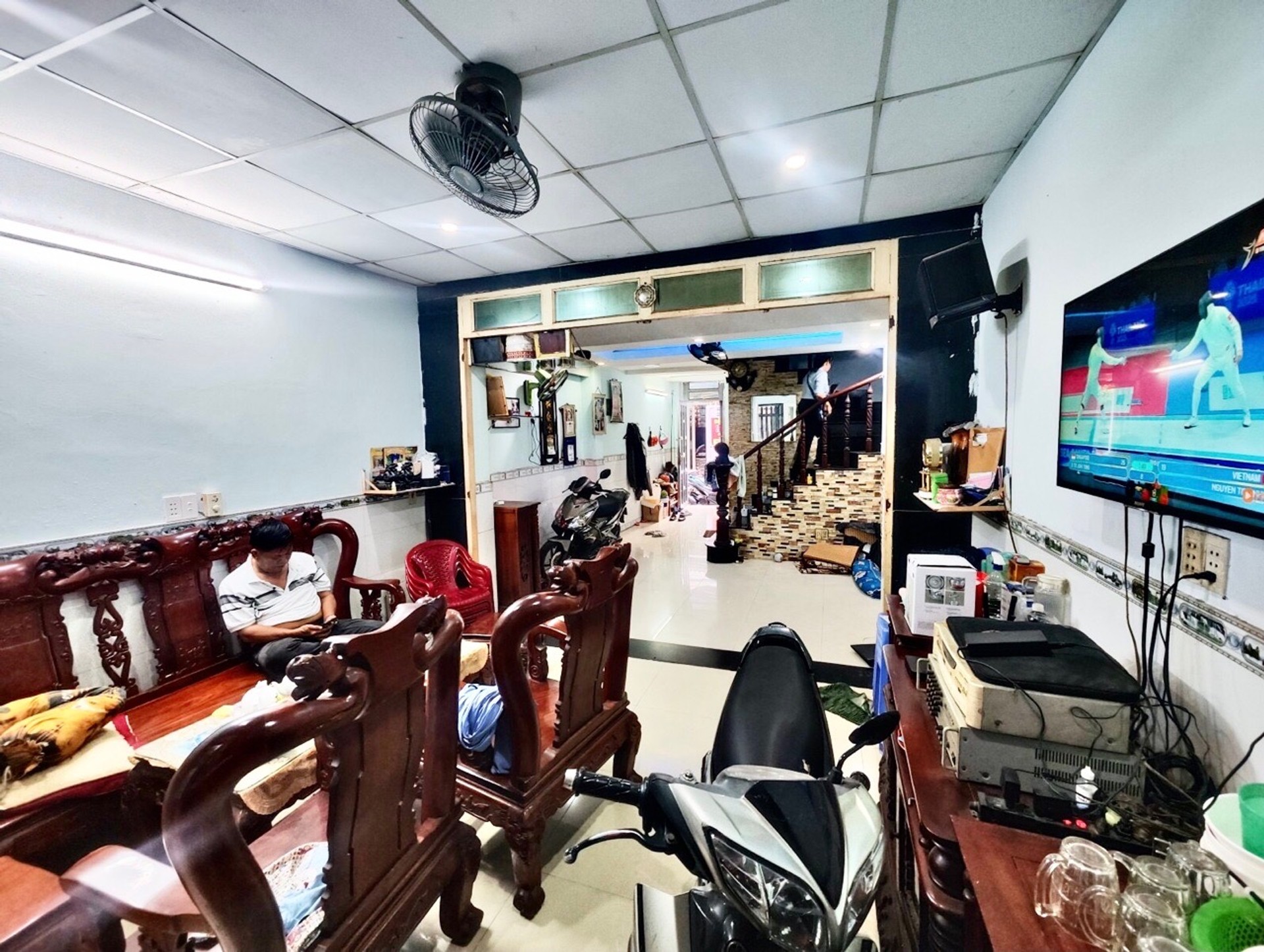 Cơ hội sở hữu nhà 4 tầng 2 mặt tiền hẻm xe hơi tại Bình Trị Đông giá tốt