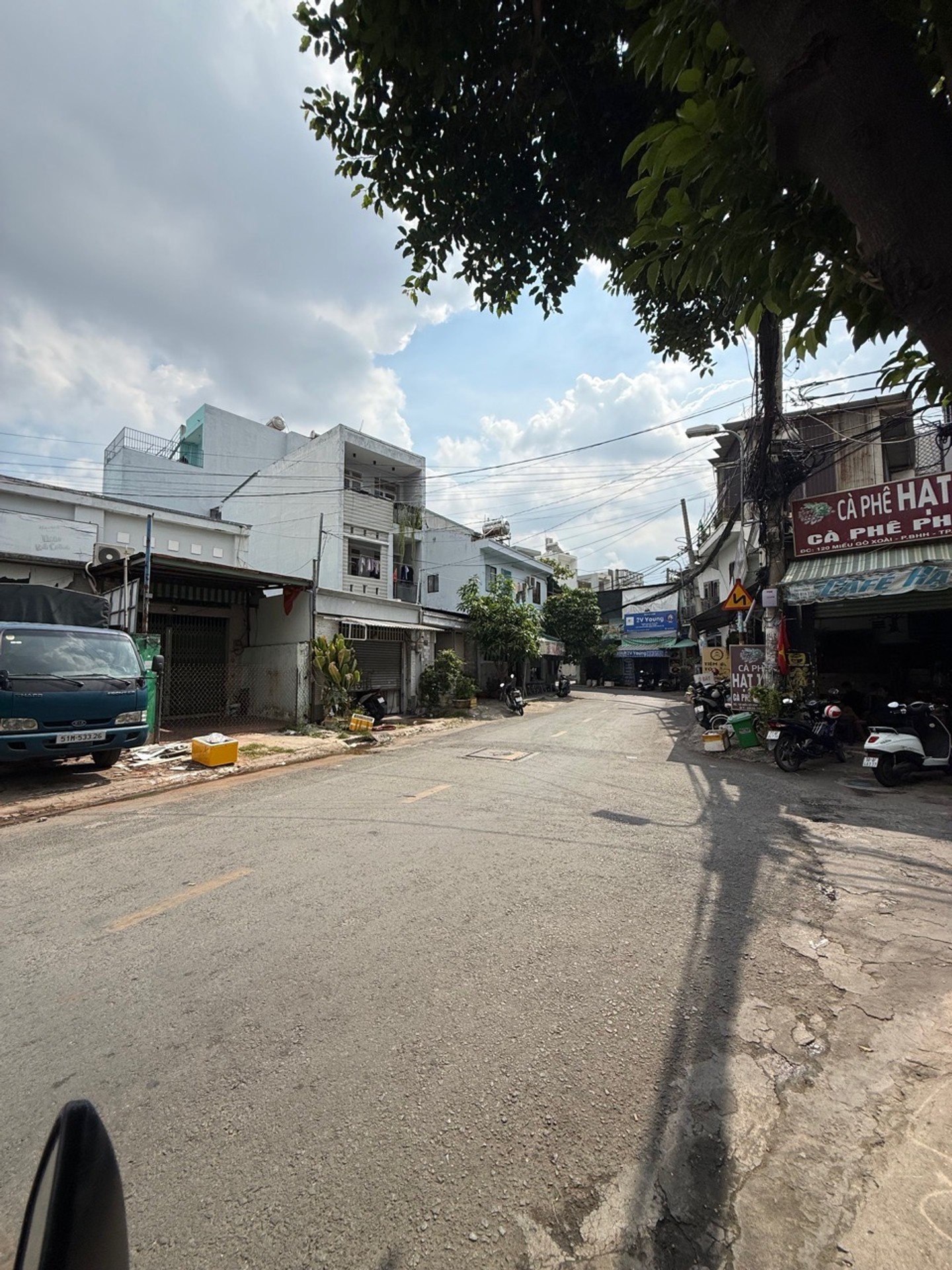 Nhà mặt tiền rộng 1200m2, sinh lời ngay tại Miếu Gò Xoài