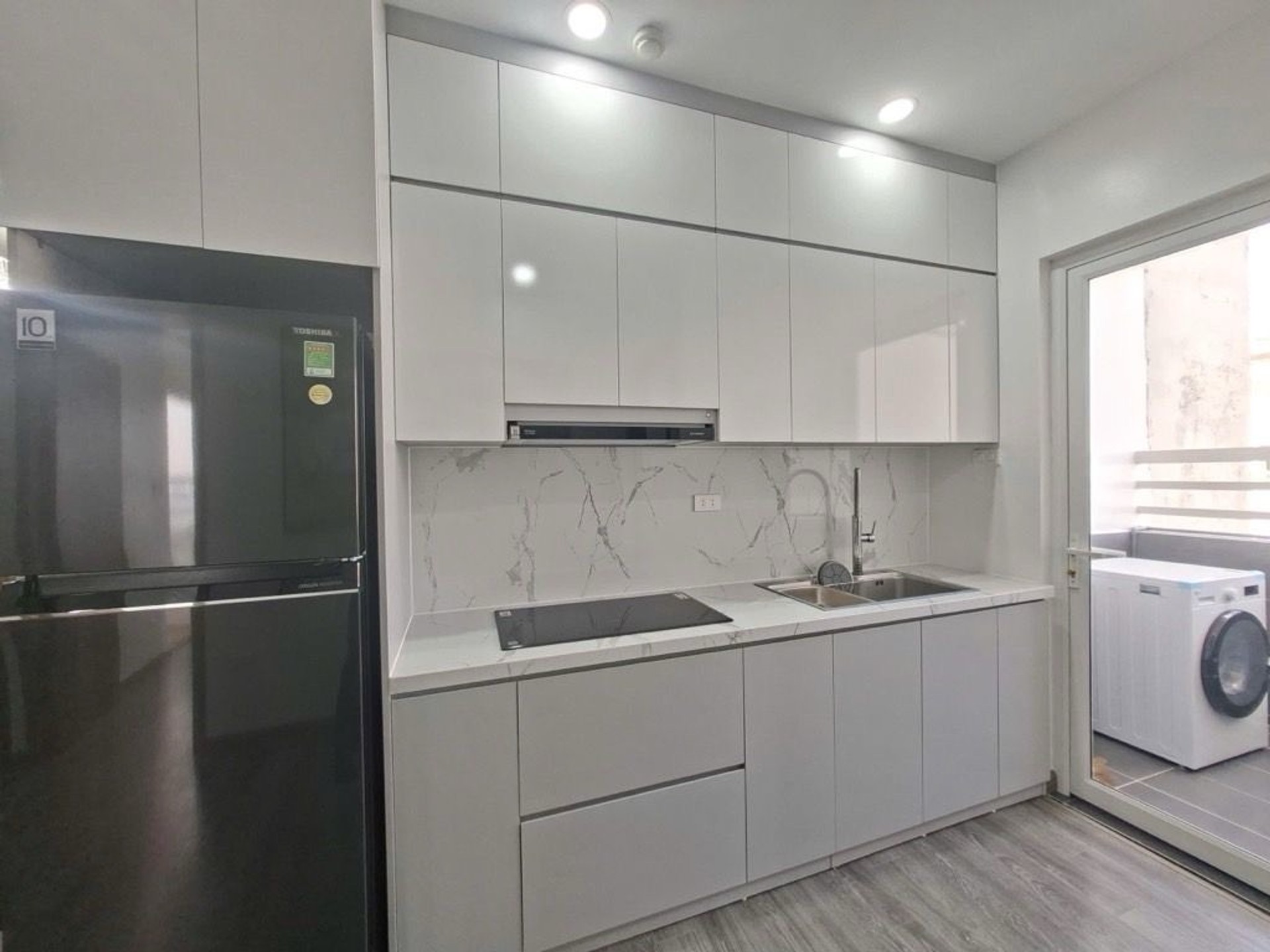 Trịnh Văn Bô, 65m, 2 ngủ, full nội thất đẹp, vành đai 3,5, tầng cao thoáng mát, view đẹp, giá rẻ