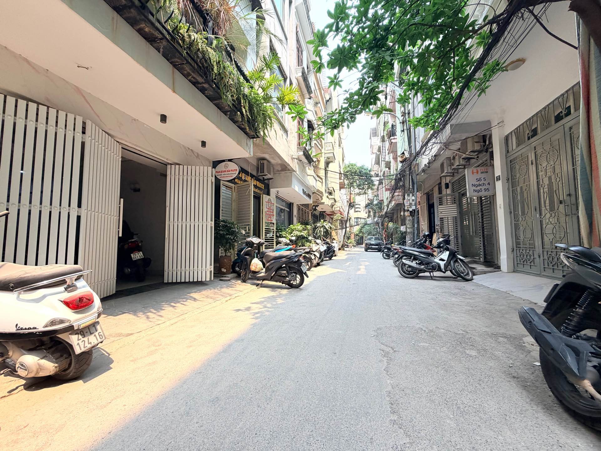 Bán nhà 5 tầng khu phân lô VIP Đống Đa, gara ôtô, ngõ thoáng