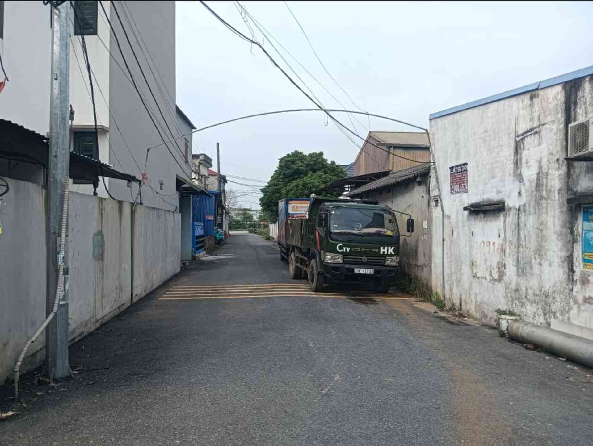 BÁN NHÀ 100m CHỤC CHÍNH LẠC NÔNG , 2 tầng giá chỉ nhỉnh 5 tỷ