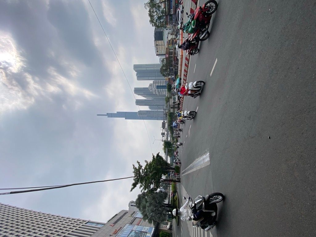 Giá tốt - Nhà mặt phố Điện Biên Phủ 4 tầng, lô góc 2 mặt tiền, chỉ 9.7 tỷ - Cơ hội hiếm có khó tìm!