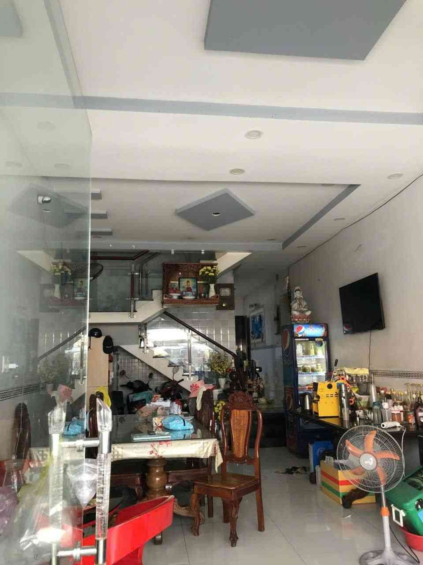 Nhà phố đắc địa ngay chợ Hiệp Thành, tiện kinh doanh và ở