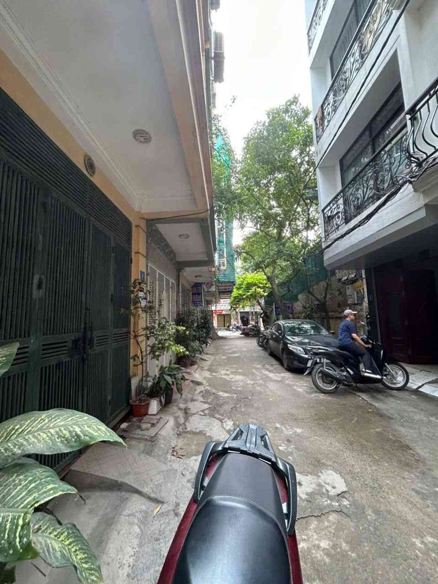 Nhà Mặt Ngõ Ô Tô Tránh, Vuông Vức Đẹp Ở Phú Diễn