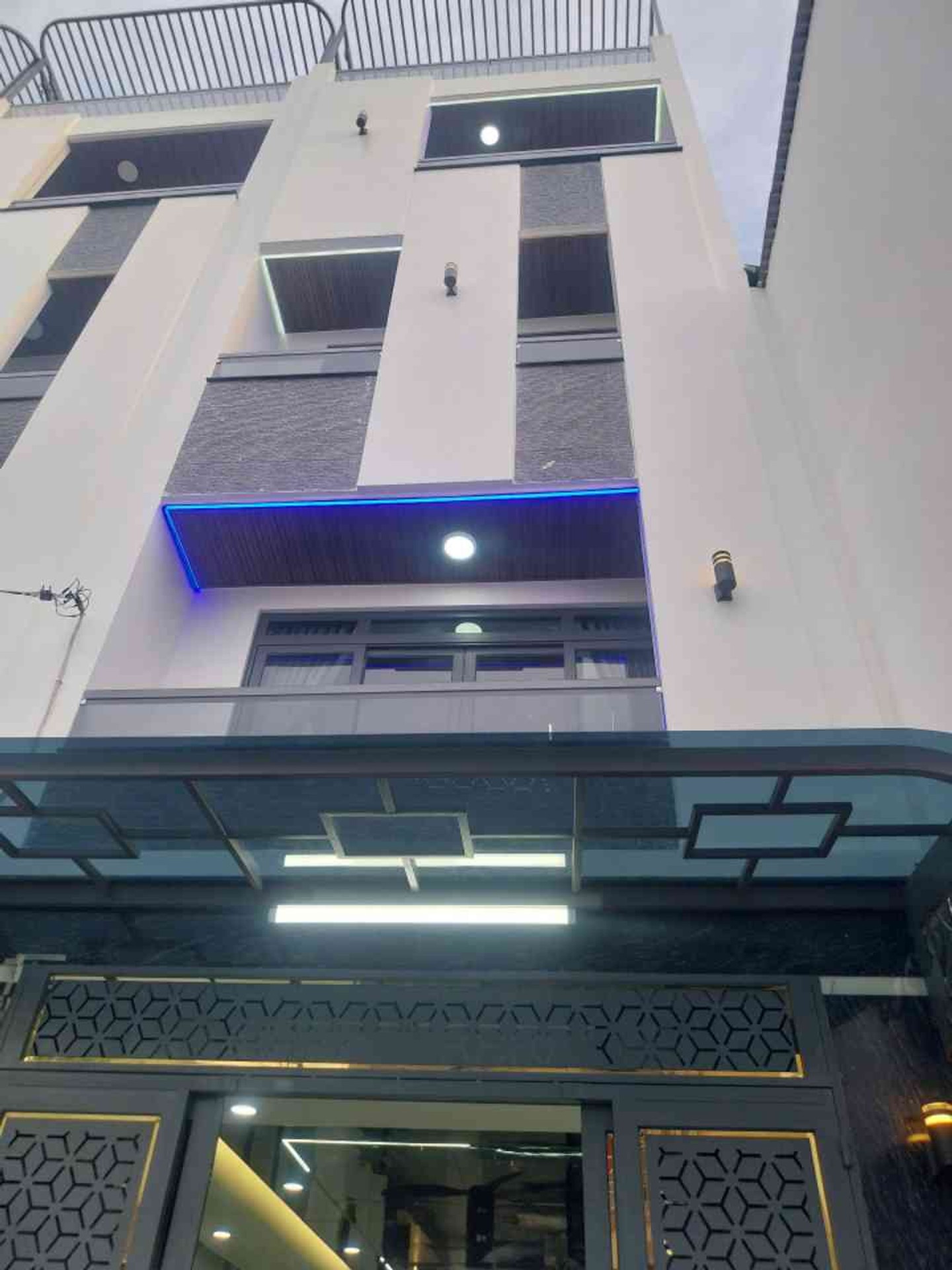 Nhà ngay công viên Kênh Nước Đen, giáp Tân Phú, 75m2, 4PN, chỉ 7x tỷ