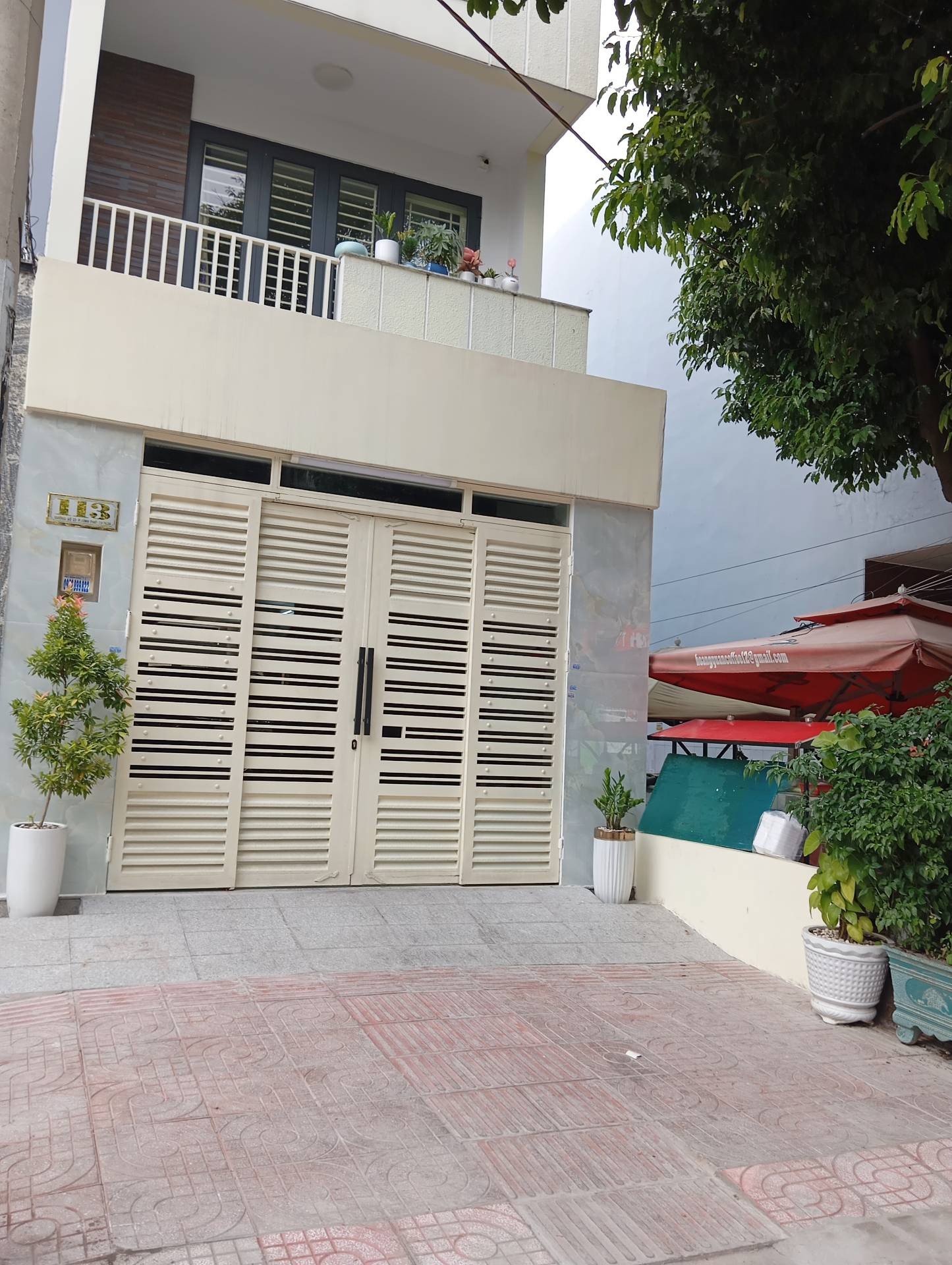 Nhà 5 phòng ngủ Bình Phú giá mềm, hẻm rộng, tiện nghi