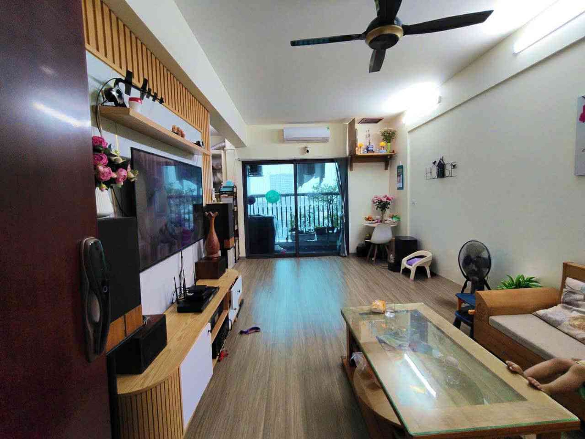 Bán căn hộ 2 ngủ tầng đẹp view thoáng, ôm chọn thành phố lung linh gần Công viên Hòa Bình Xuân Đỉnh