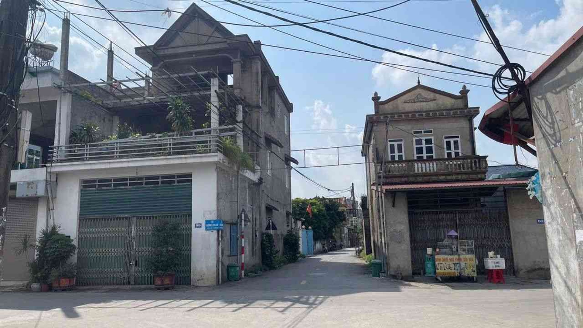 Đất nền ngay khu vực sầm uất gần Nội Bài, ô tô tránh dễ dàng