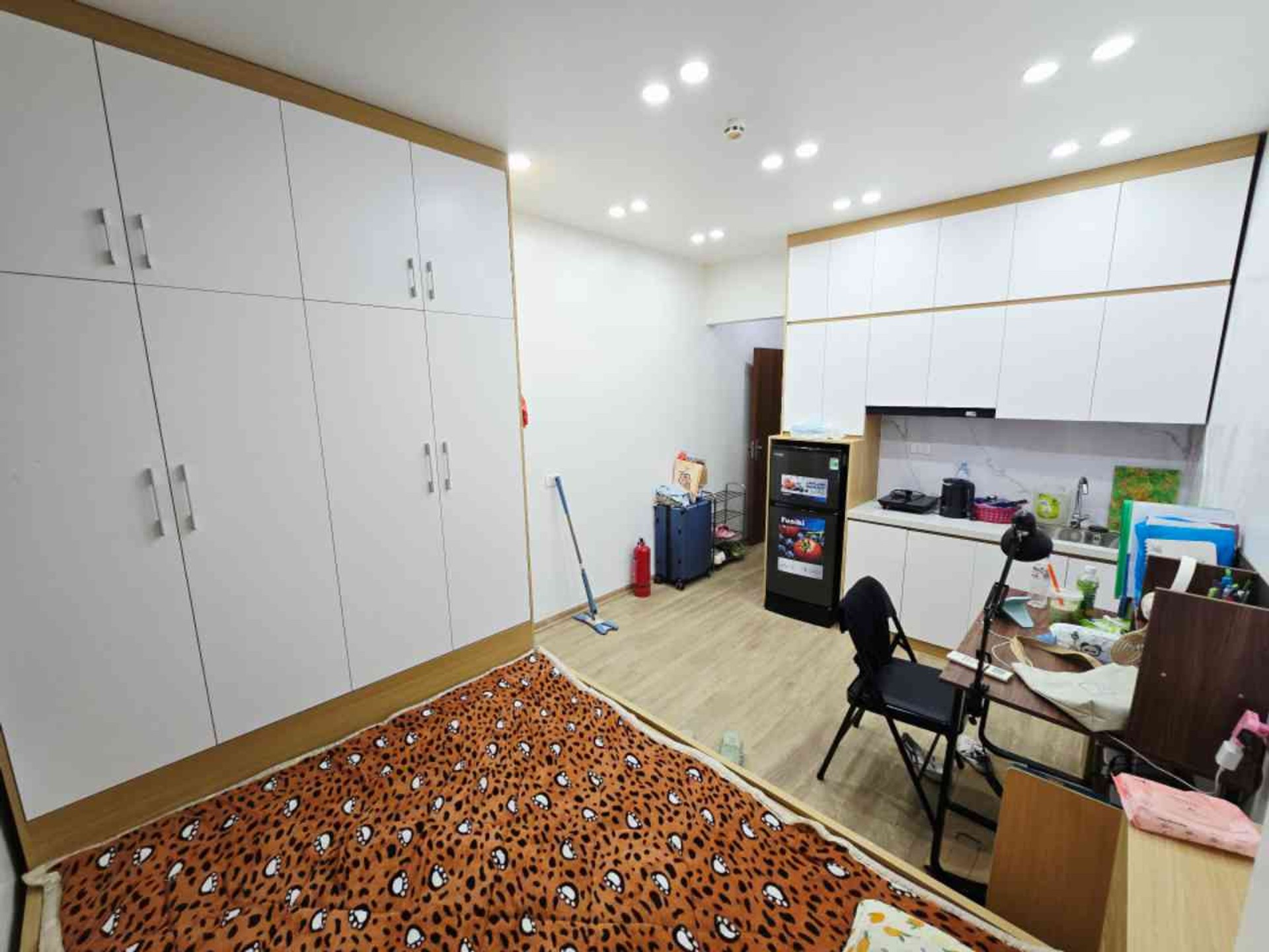 Bán chung cư mini 6 tầng tại Chính Kinh, Đông Nam, dòng tiền 45 triệu/tháng
