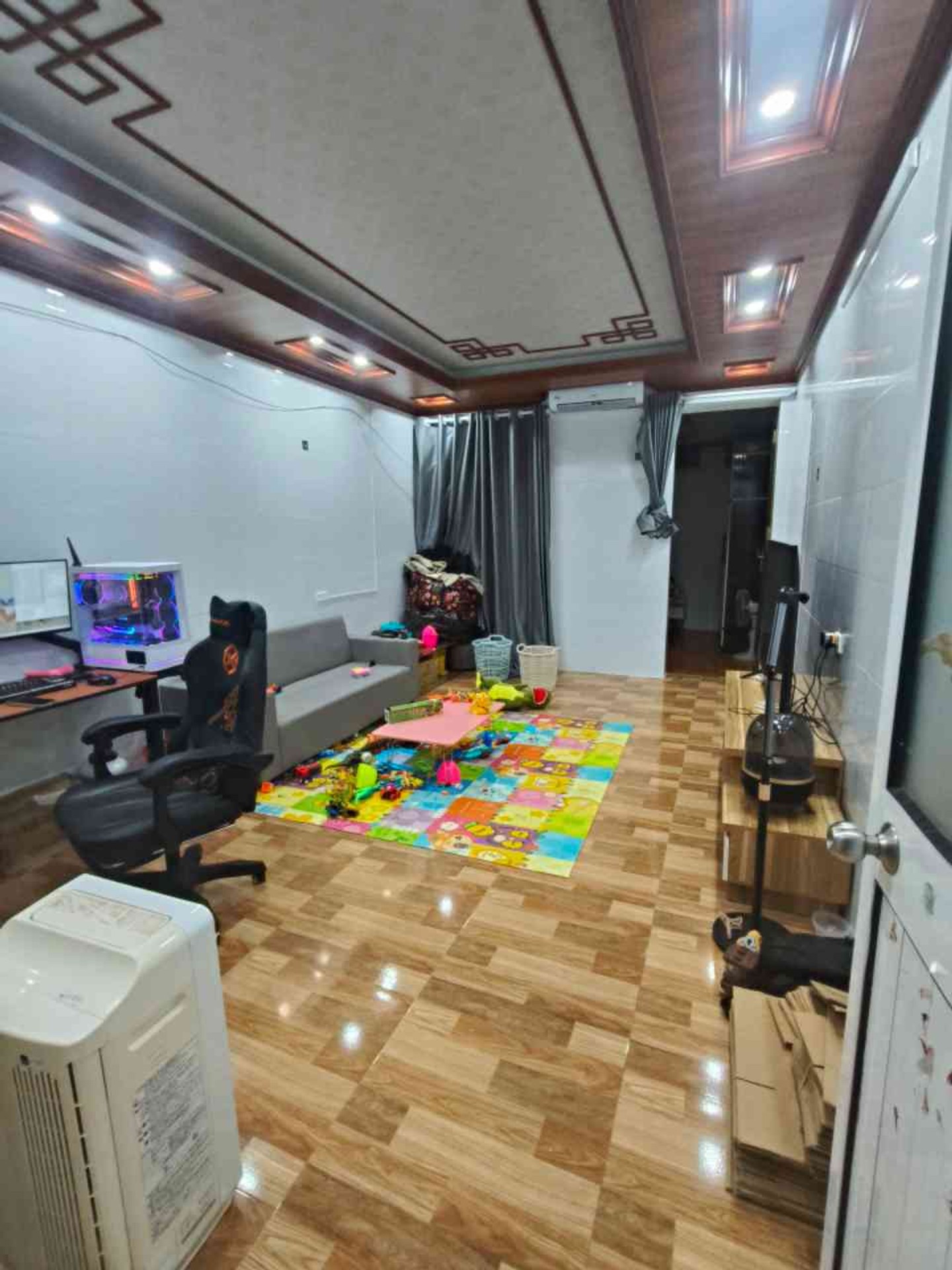 TẬP THỂ PHẠM VĂN ĐỒNG