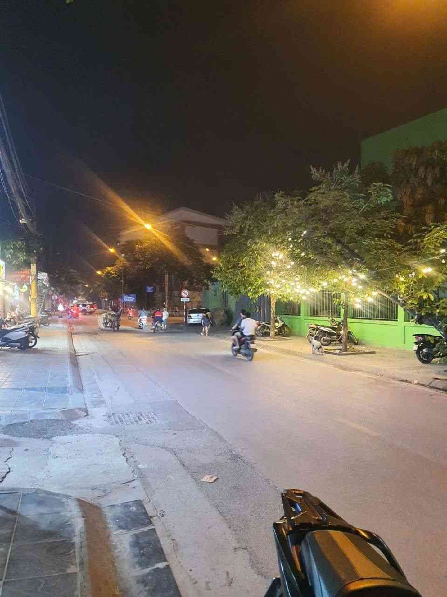 Bán nhà riêng Thịnh Liệt Hoàng Mai 22,5m2 ô tô tải đỗ cửa