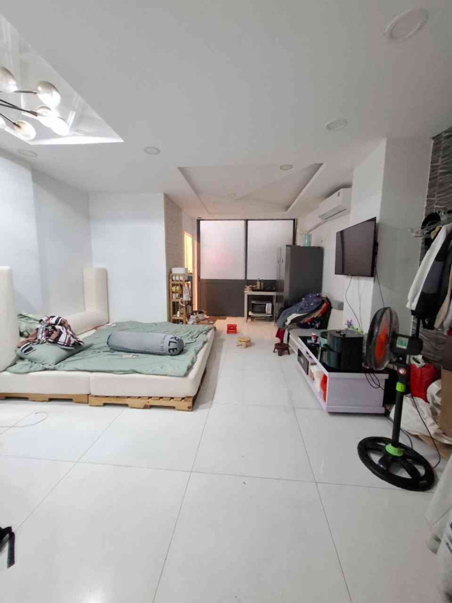 CV GIA ĐỊNH, SÂN BAY 2PHÚT - NHÀ 5 TẦNG – 70,6M² – HẺM XE HƠI – CHDV 24TR/THÁNG – Hơn 8 TỶ