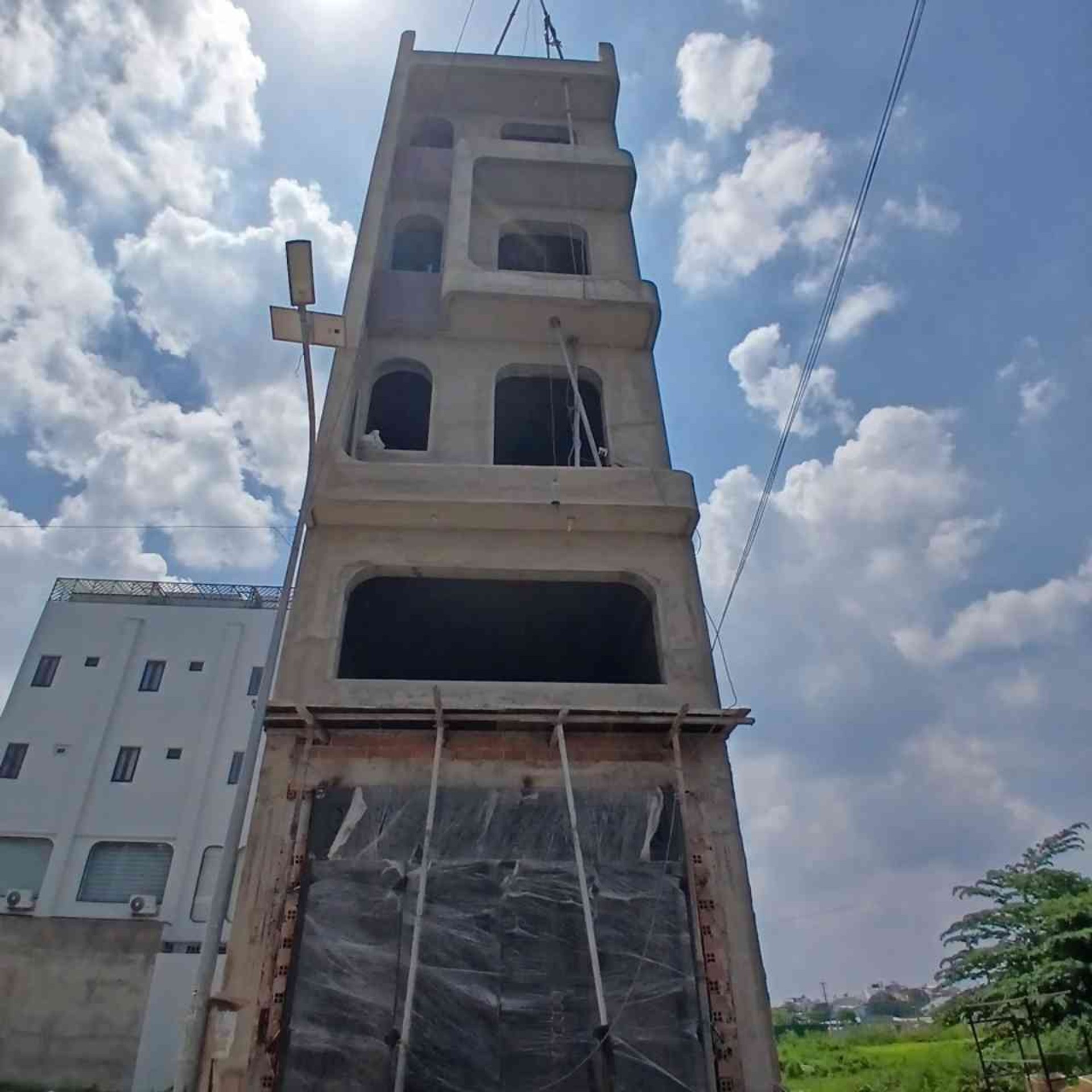 Bán nhà riêng 5 tầng có thang máy tại Tây Lân, diện tích 66.9 m2 pháp lý rõ ràng