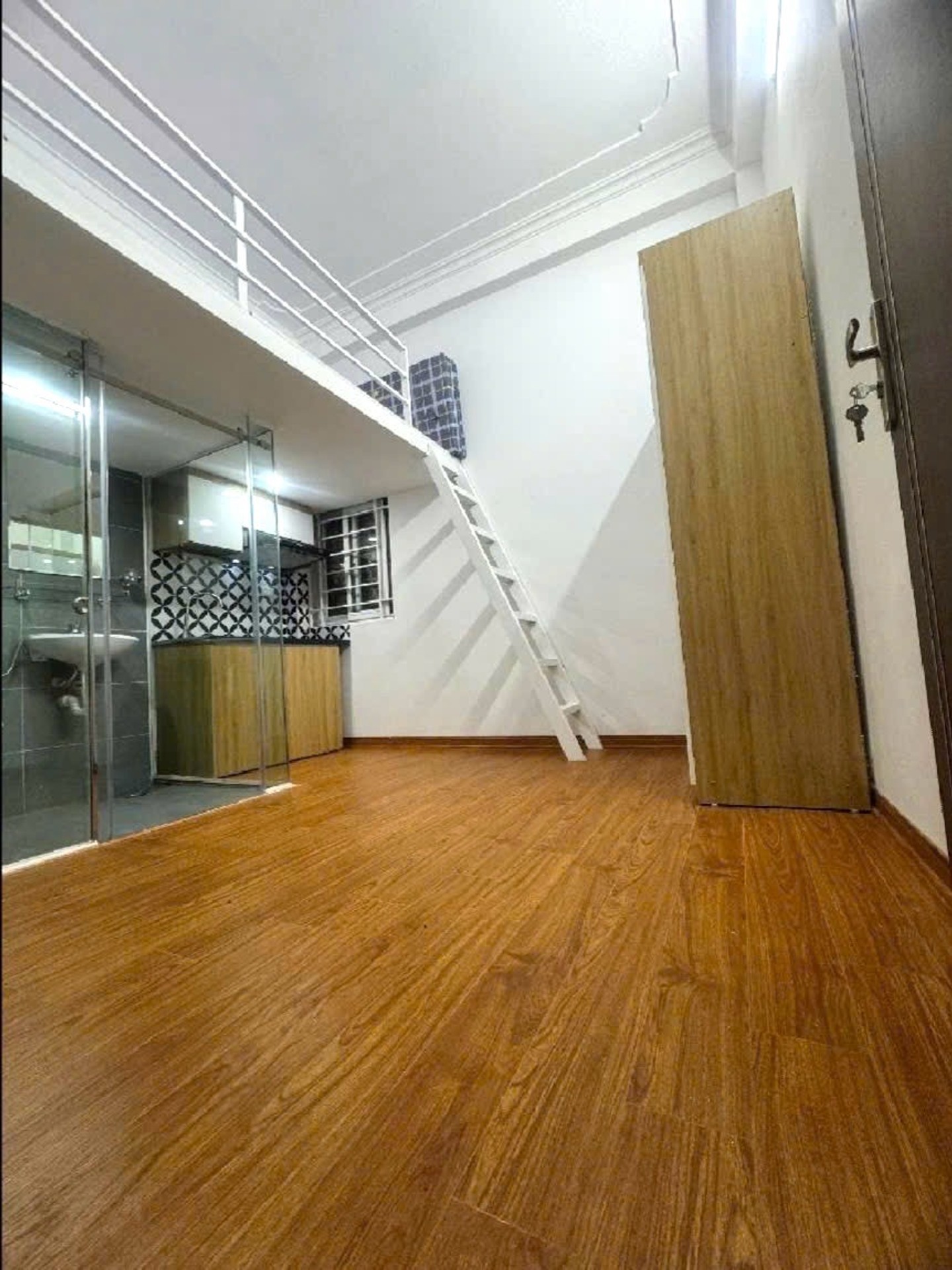 Bán chung cư mini 9 phòng khép kín tại Dương Quảng Hàm, Cầu Giấy, diện tích 44 m²