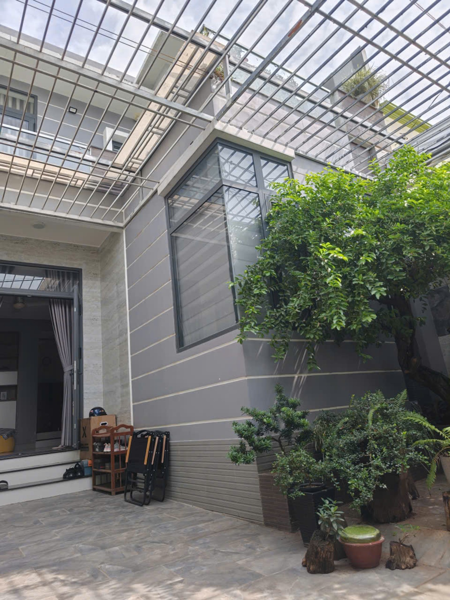 Bán nhà 2 tầng 5 phòng ngủ tại An Khánh, hẻm ô tô tránh nhau - LH: 0918604219 C.Loan