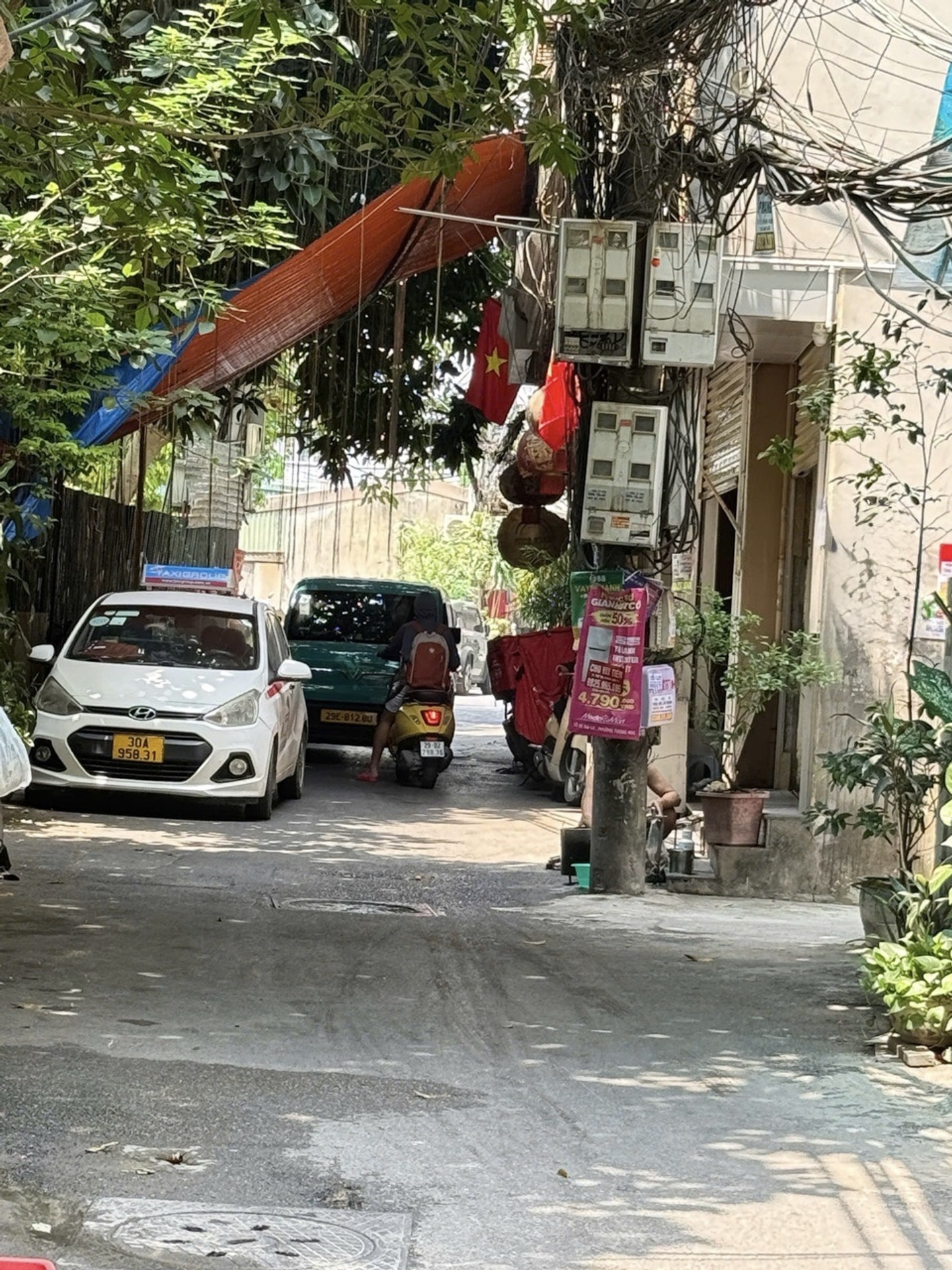 Bán nhà 4 tầng mặt ngõ ô tô thông, gần các trường Đại học Hai Bà Trưng