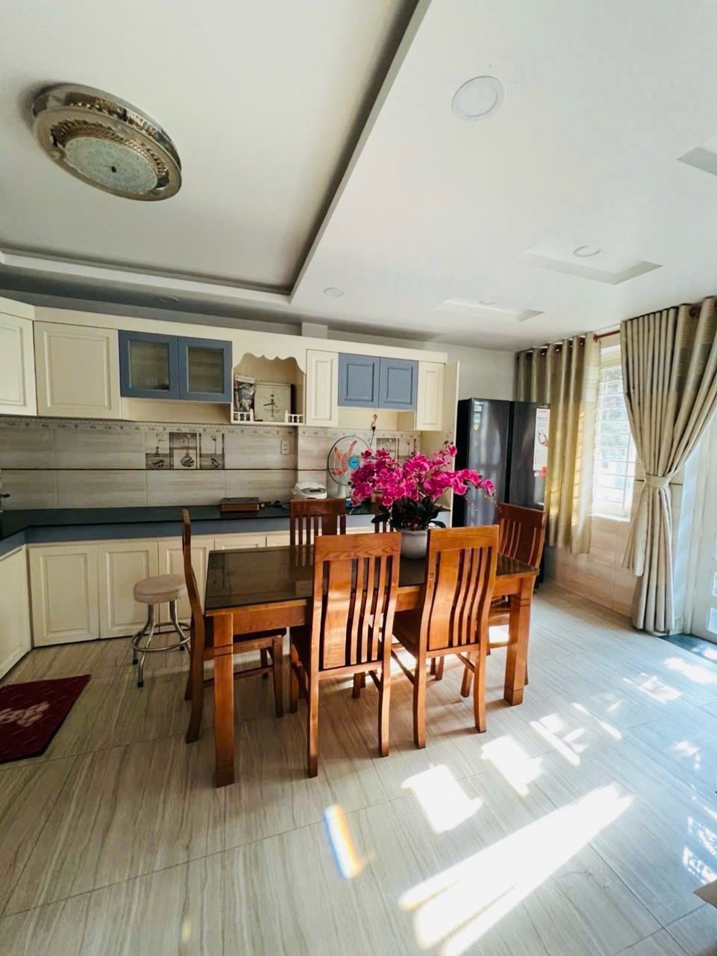 Bán nhà riêng phường 9 Quận Gò Vấp diện tích 65m2 hẻm ô tô 6m, xây 4 tầng 5 phòng ngủ, Chỉ 10T8