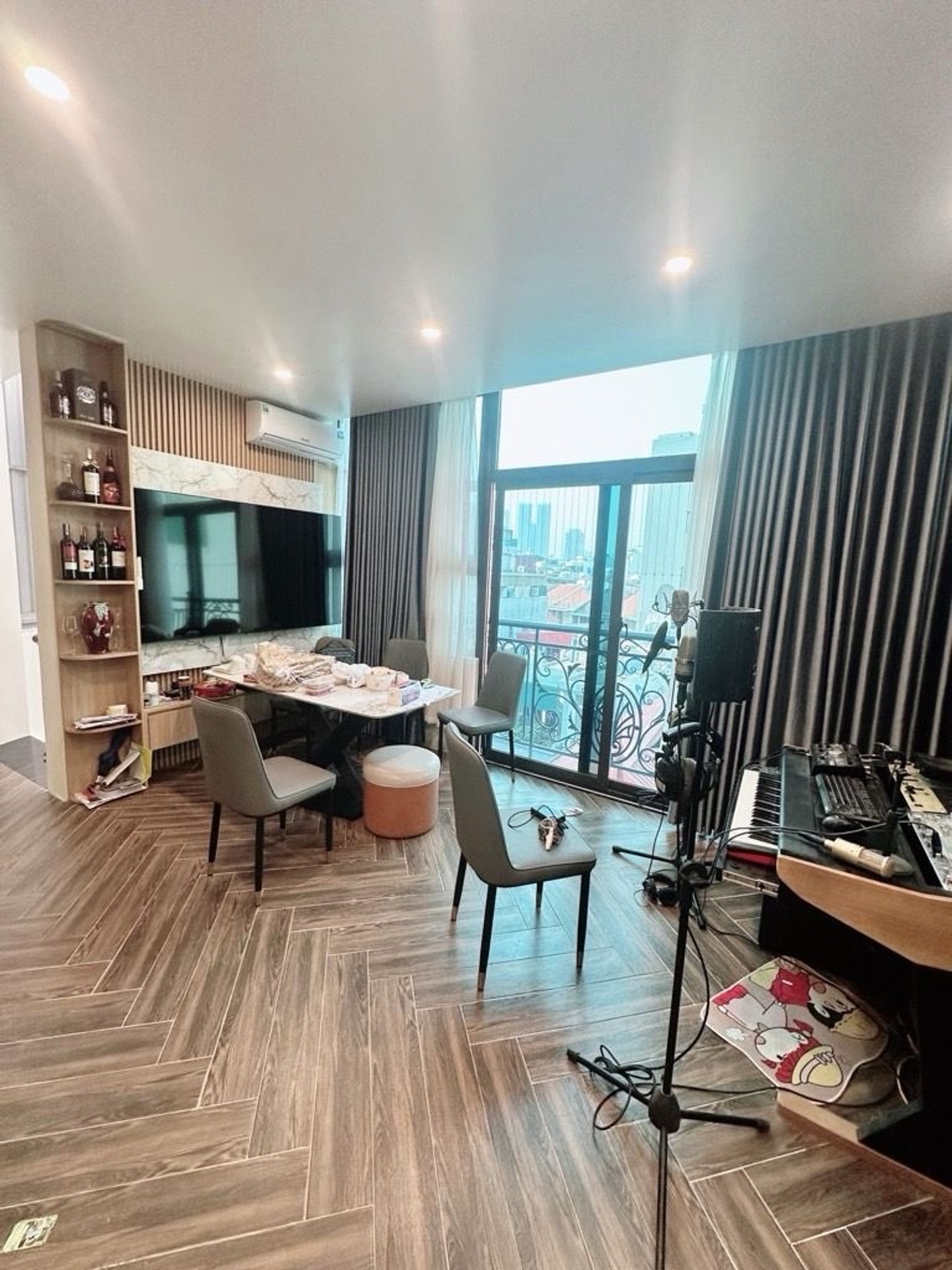 Cơ hội sở hữu nhà 6 tầng thang máy hiện đại tại Yên Xá