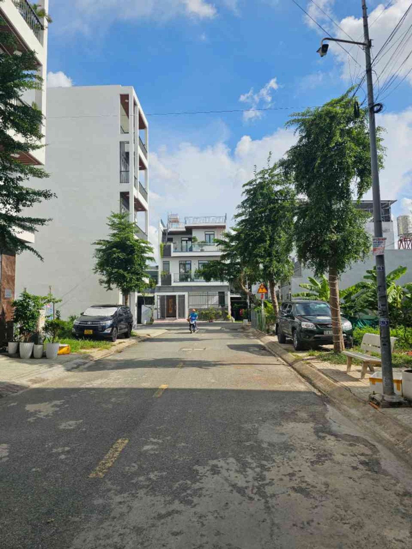 Nhà riêng 5 tầng xây mới tại Thạnh Xuân khu vực phát triển ổn định