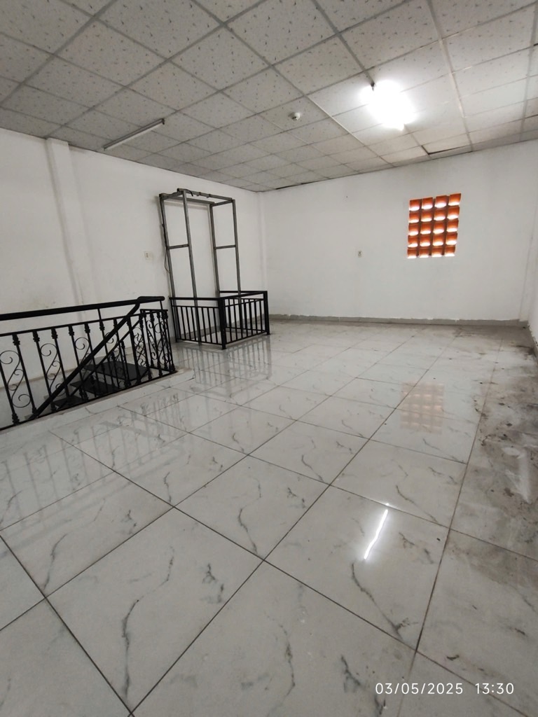Nhà 2 tầng 120m2 hướng Tây Nam tại Phường Phú Trung, Tân Phú, giá 11.8 tỷ